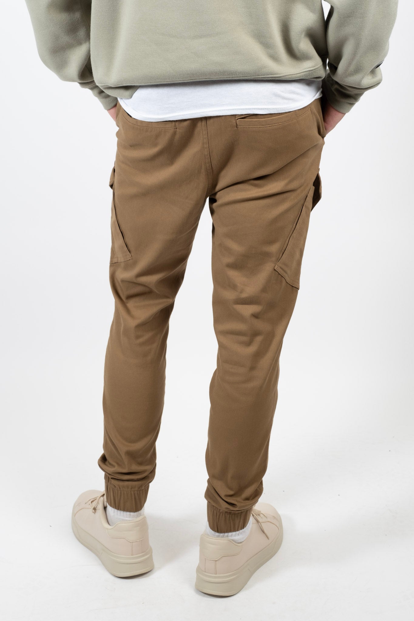 Diagonal Cargo Pocket Twill Jogger