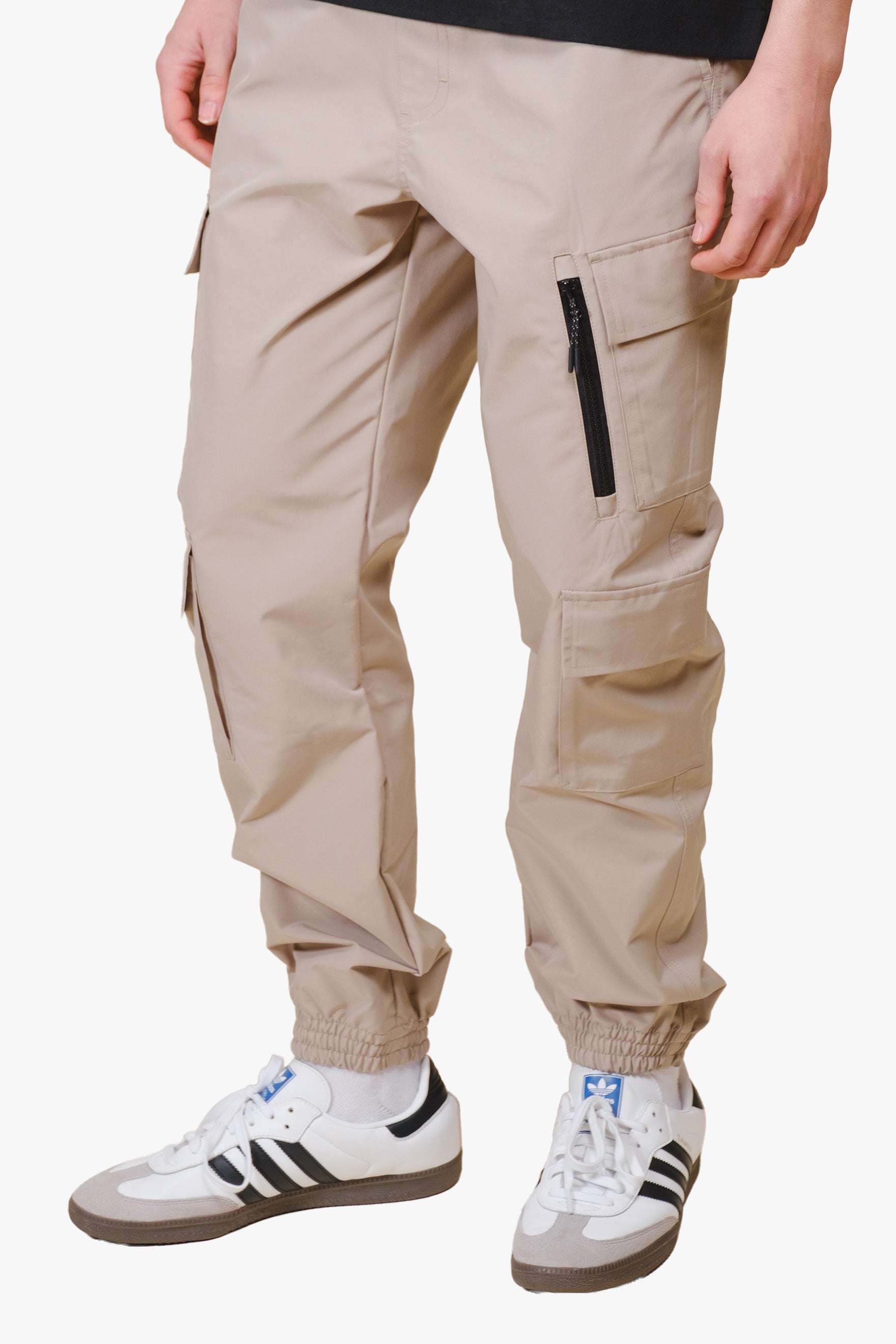 Diagonal Multi Caro Pocket Jogger #color_pumice stone