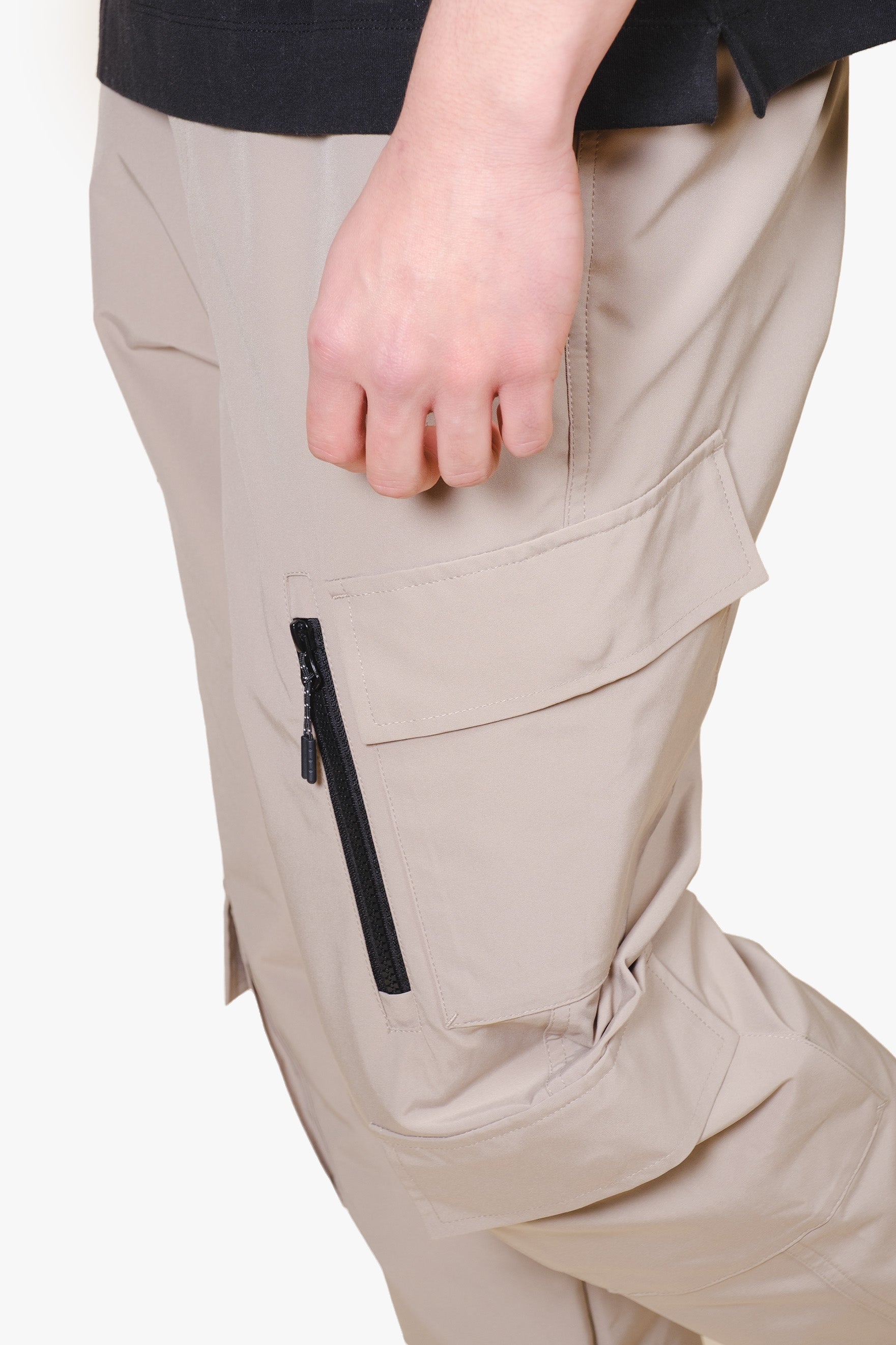 Diagonal Multi Caro Pocket Jogger #color_pumice stone