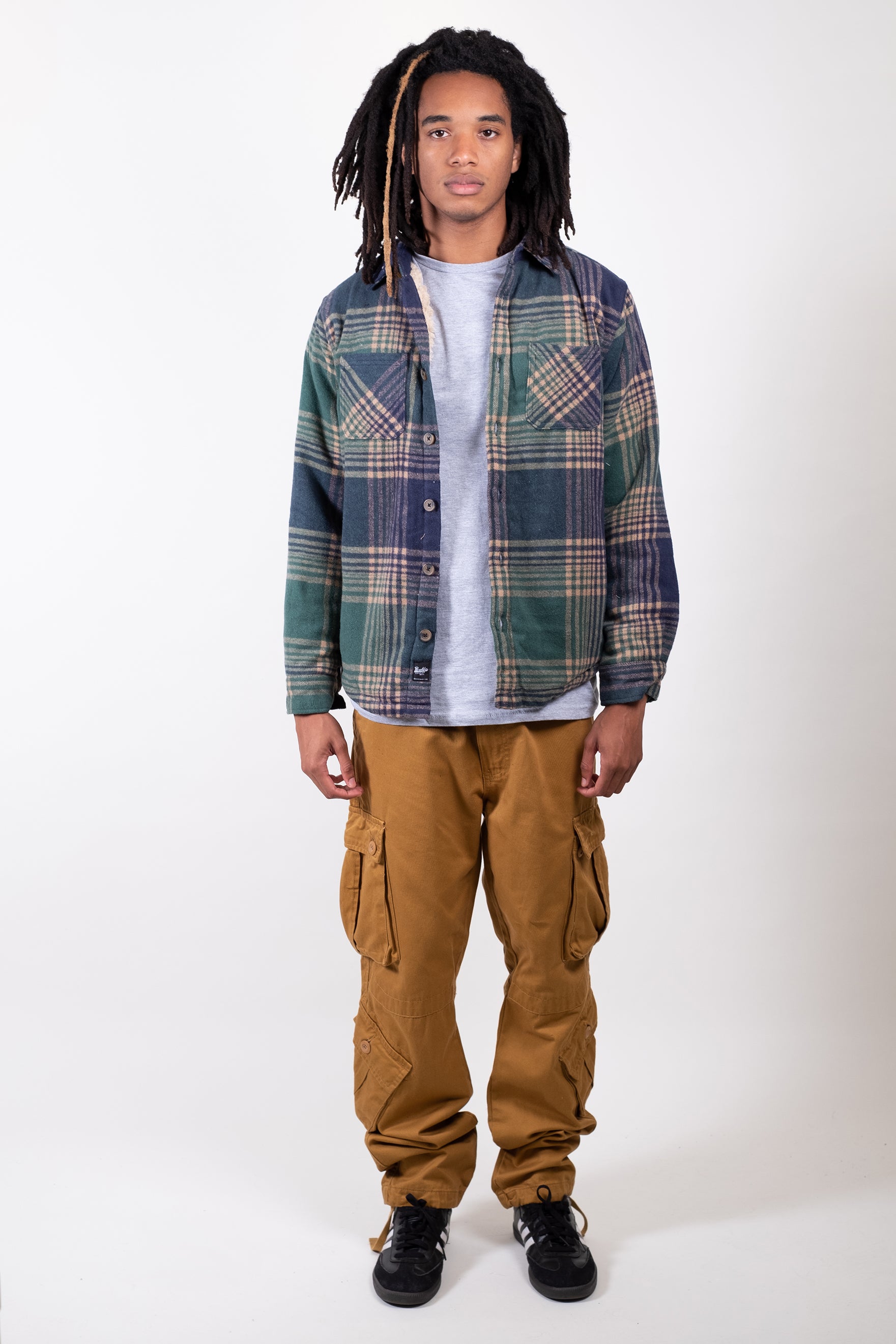 #color_green tan navy