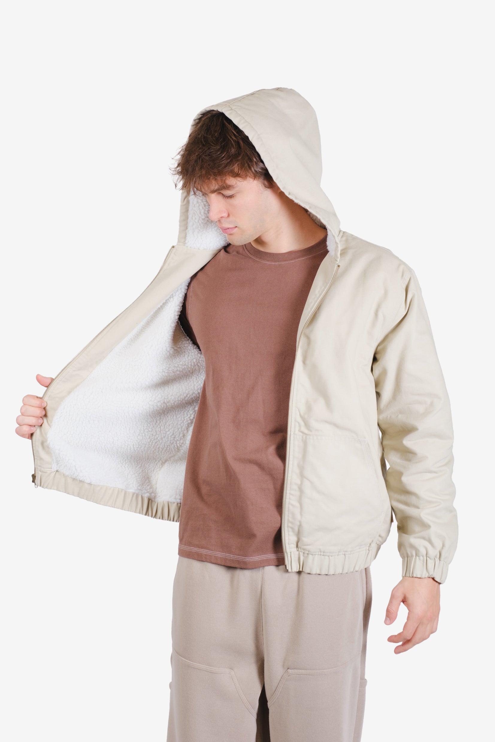 Men’s hooded canvas jacket with cozy sherpa lining
#color_sand