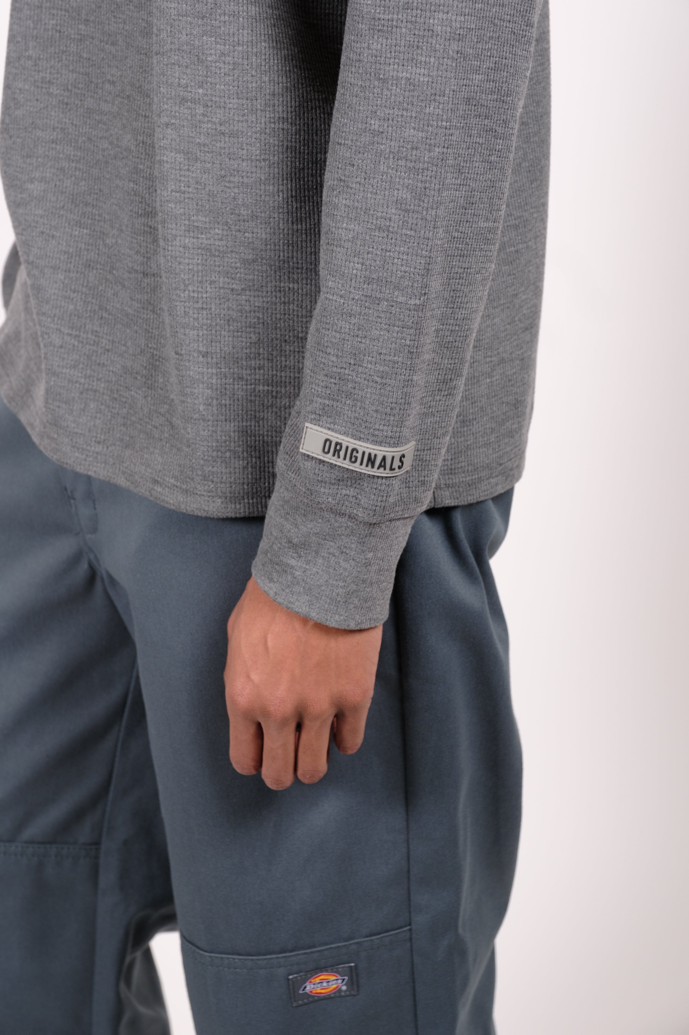 Long sleeved thermal tee for men #color_charcoal heather