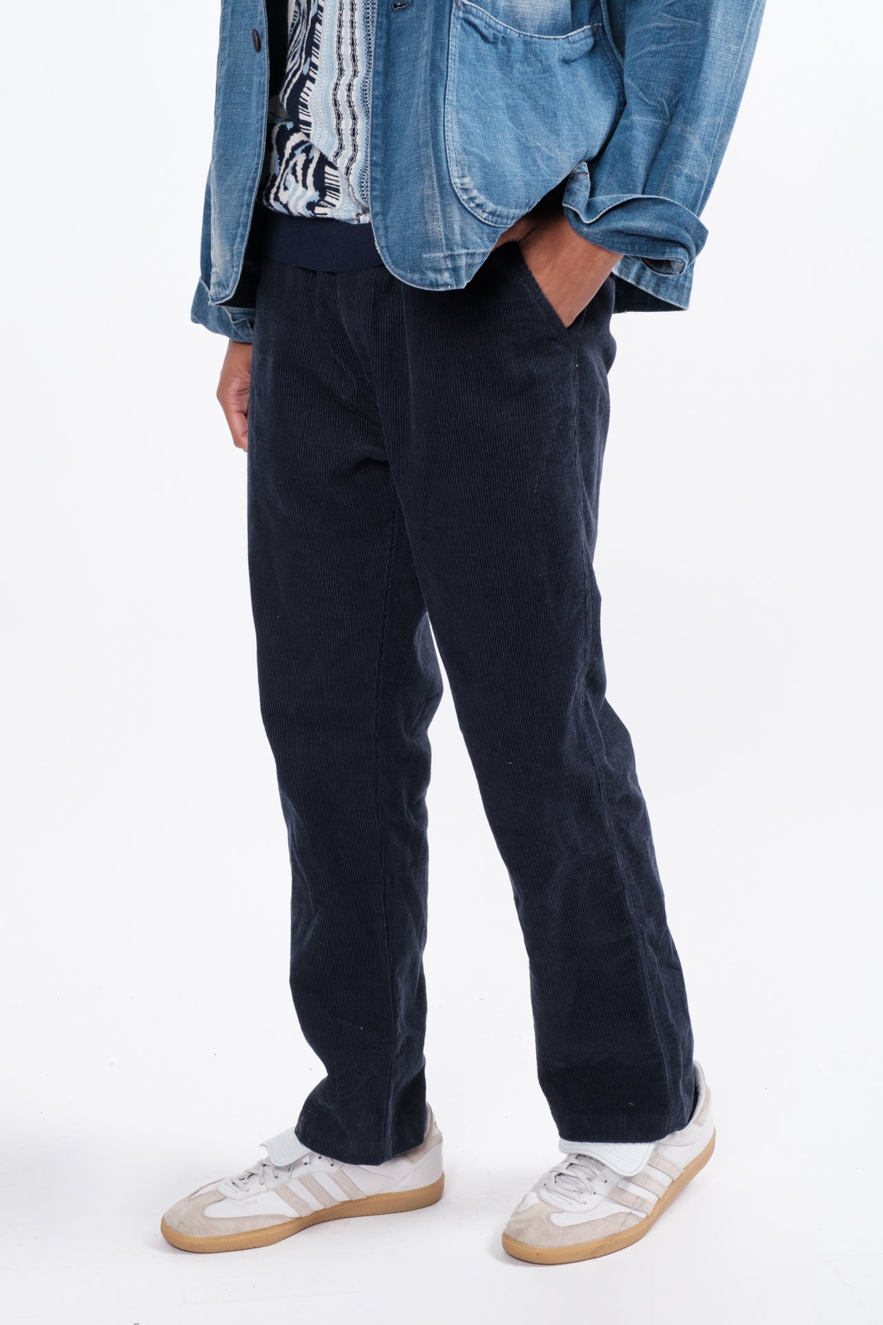 #color_navy