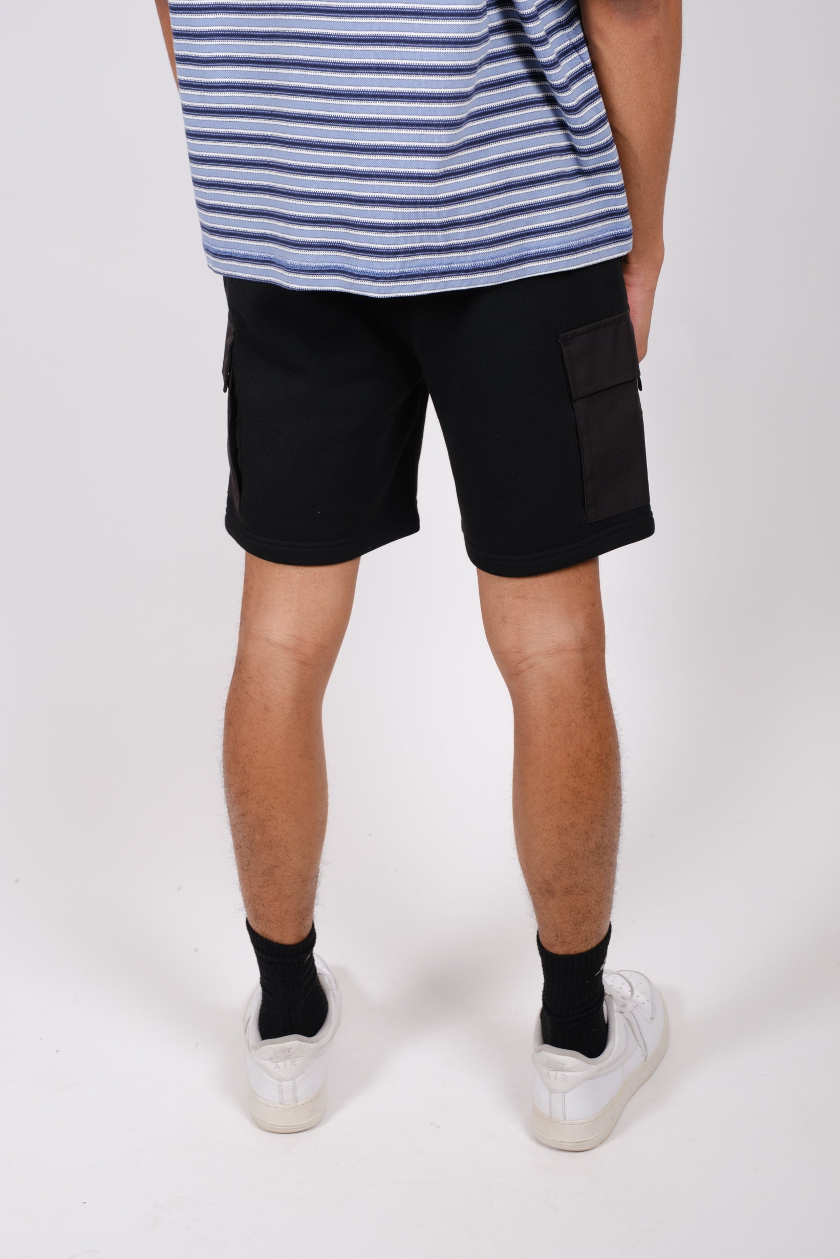 Men's fleece shorts with 7 inch inseam and rugged nylon pocket
#color_black