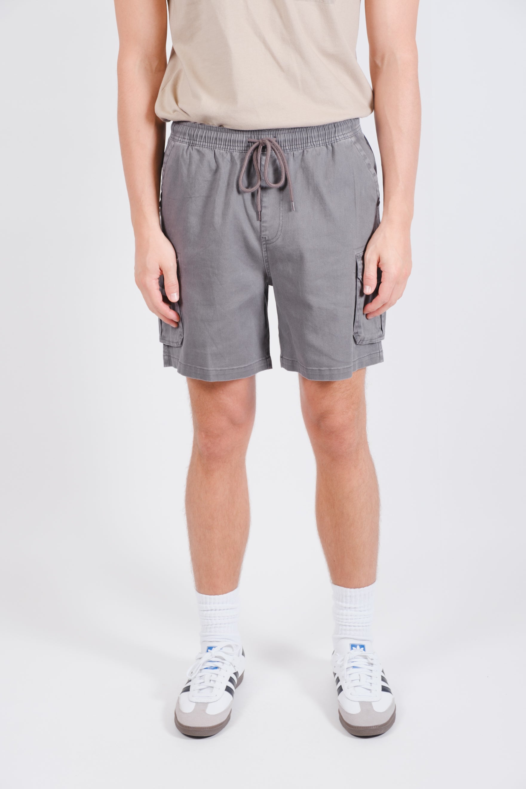 Men's washed Twill cargo shorts with pockets and soft, durable fabric #color_charcoal