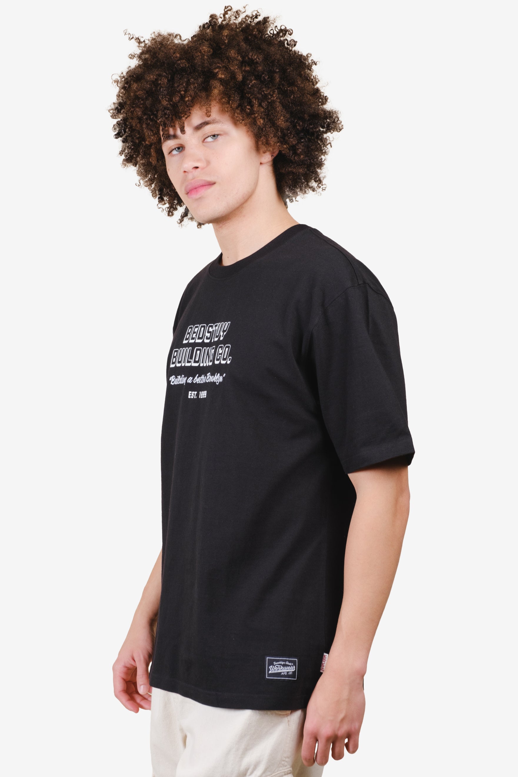 Men's crewneck relaxed fit tee 
#color_black