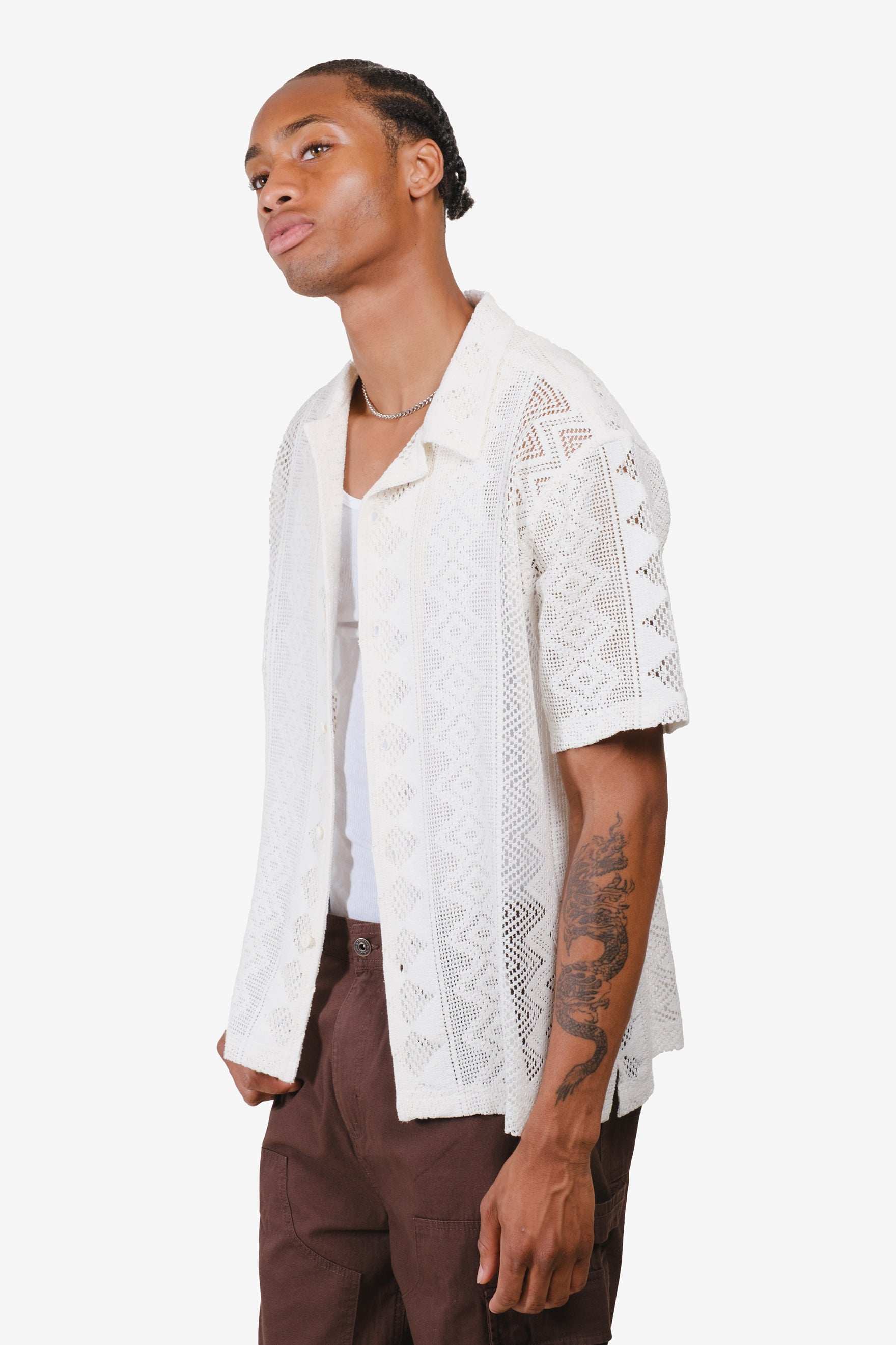 #color_off white
