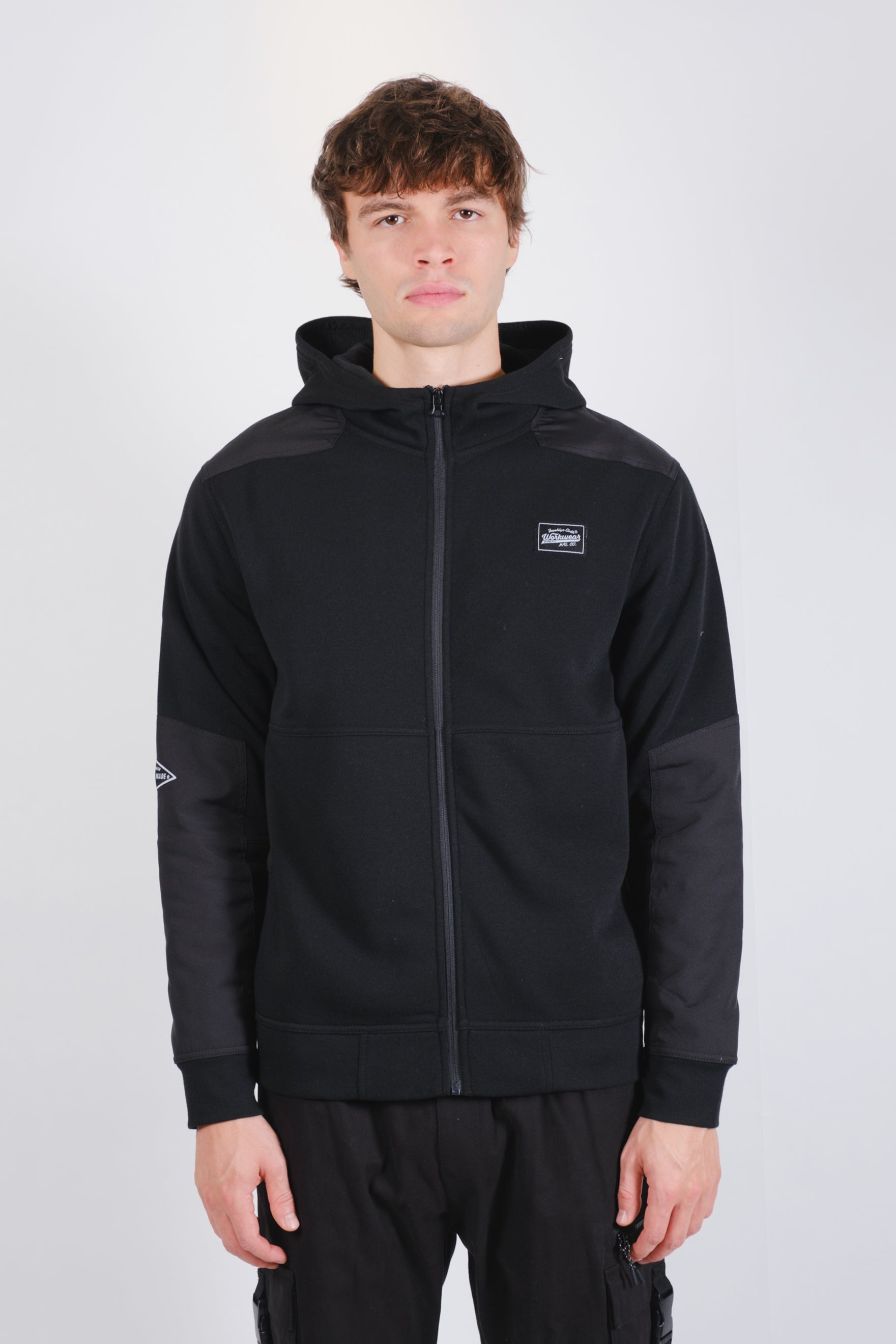 Men's workwear black fleece long-sleeve zip hoodie.