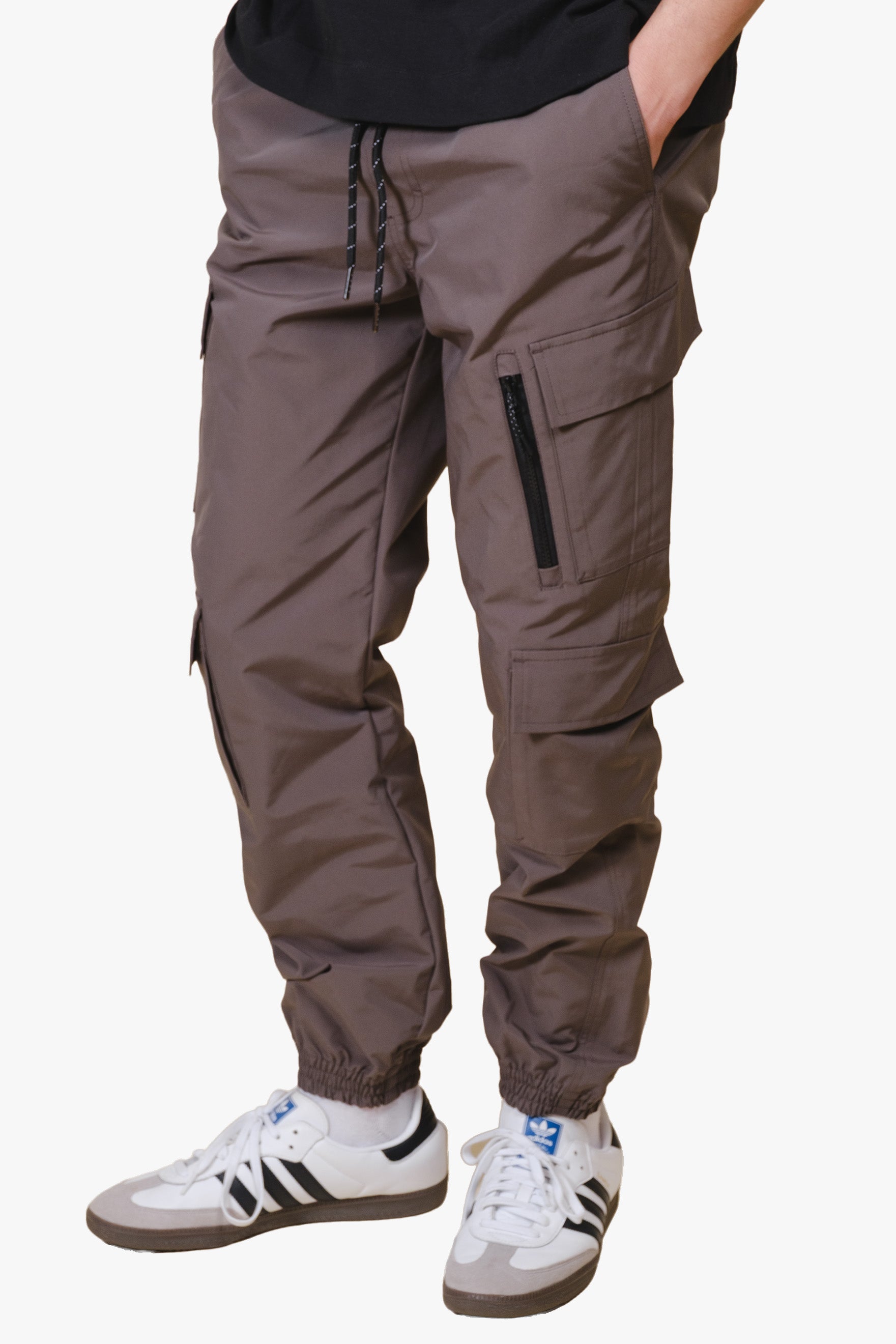 Diagonal Multi Caro Pocket Jogger #color_charcoal grey