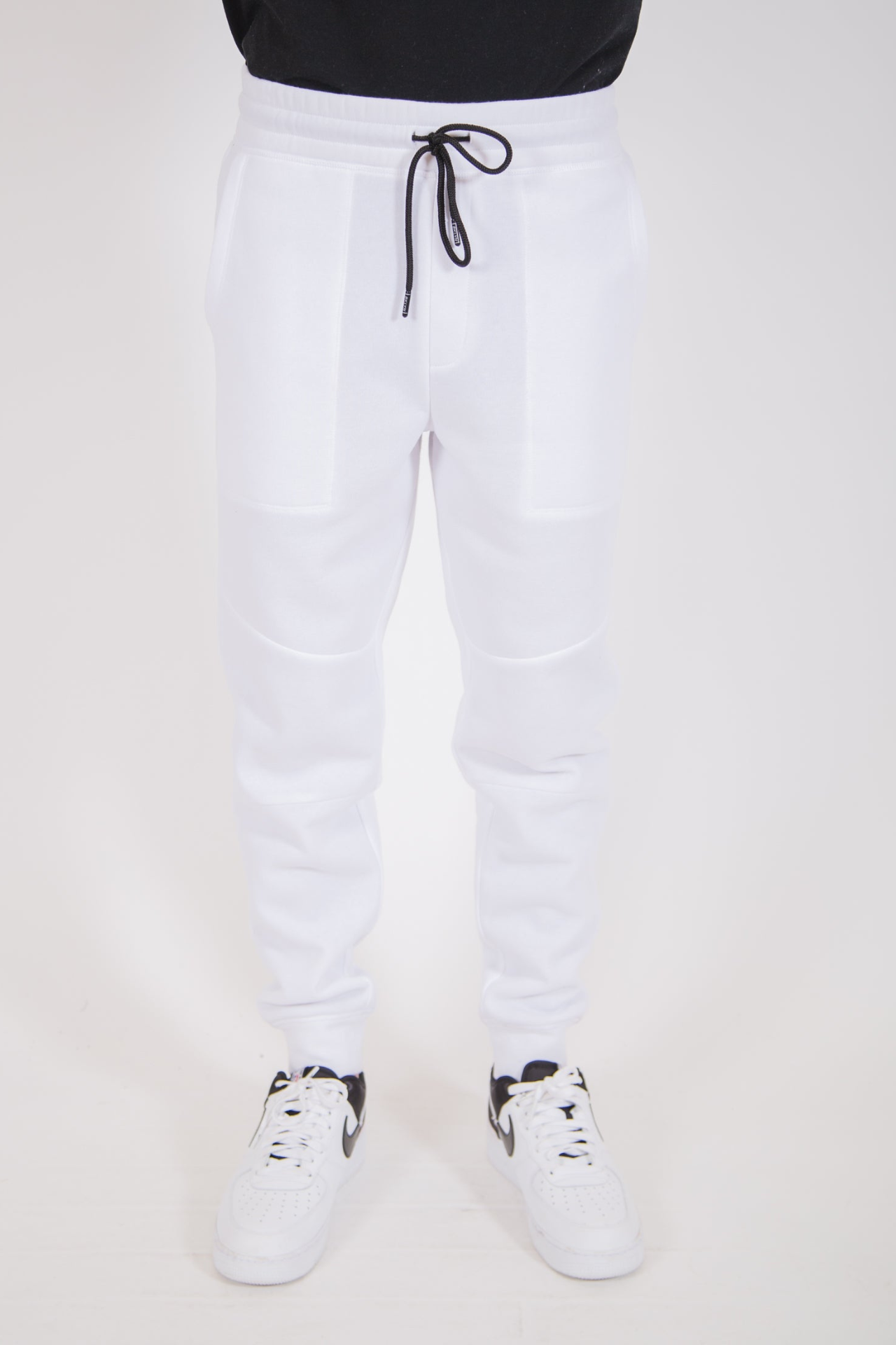 White jogger pants hotsell
