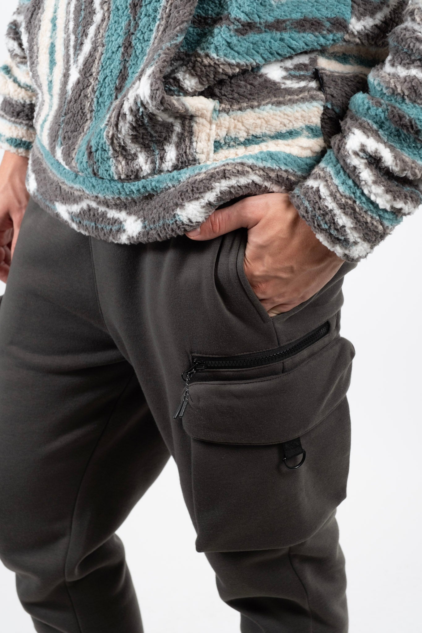 Zip Cargo Pocket Fleece Men's Sweatpants
#color_dusty black