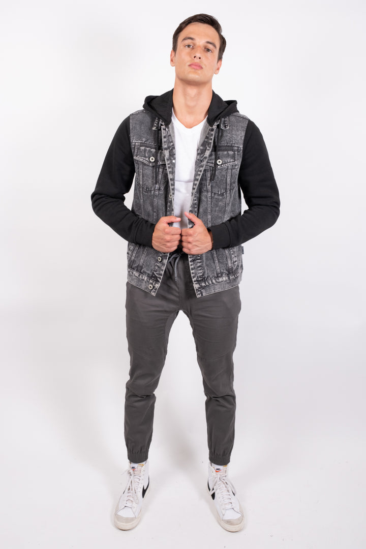  ide Pocket Zip Twill Jogger 2.0, featuring drawstring waistband for men
#color_charcoal-grey