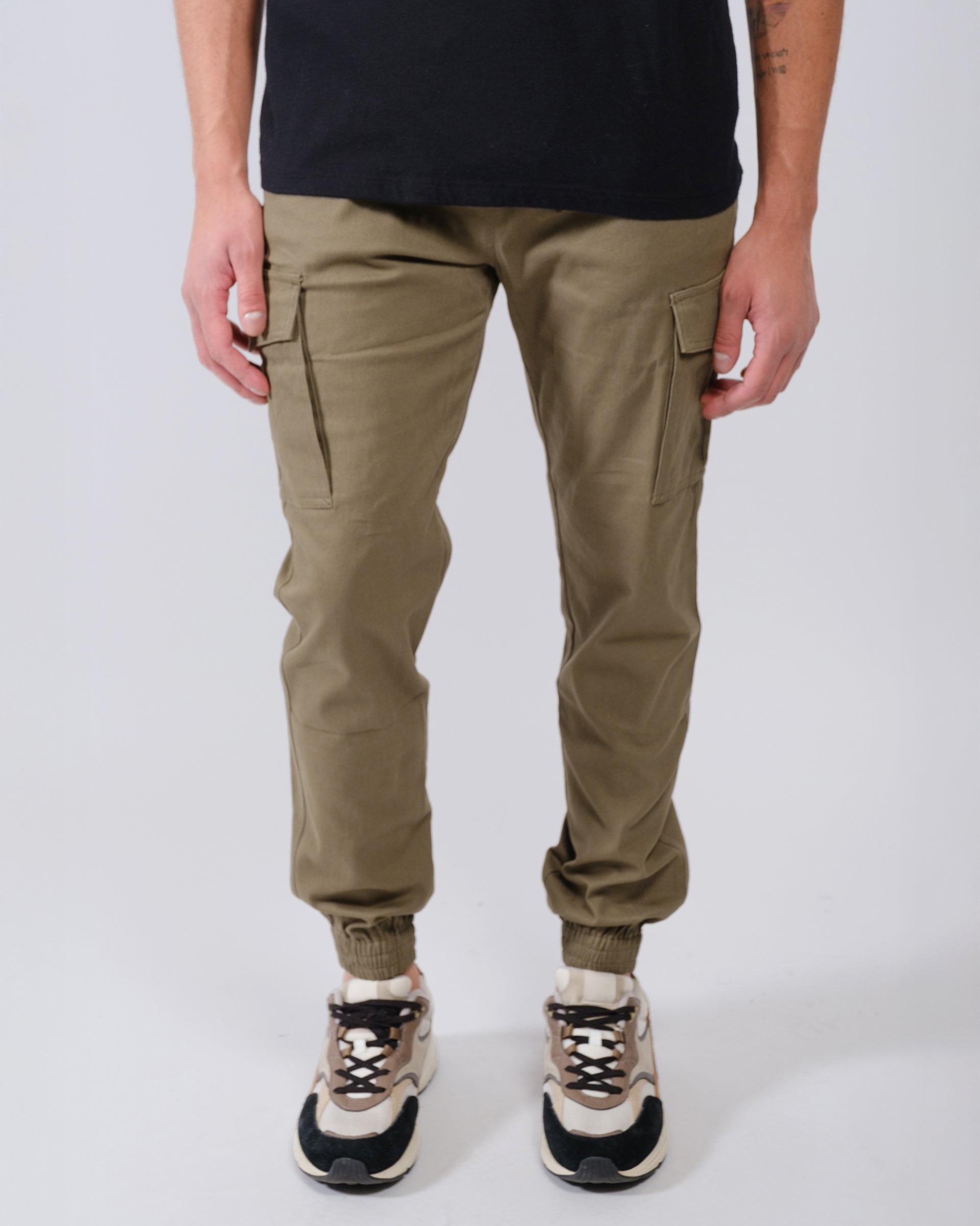 Men's navy cargo pocket twill joggers with elastic cuffs and spacious pockets
#color_olive