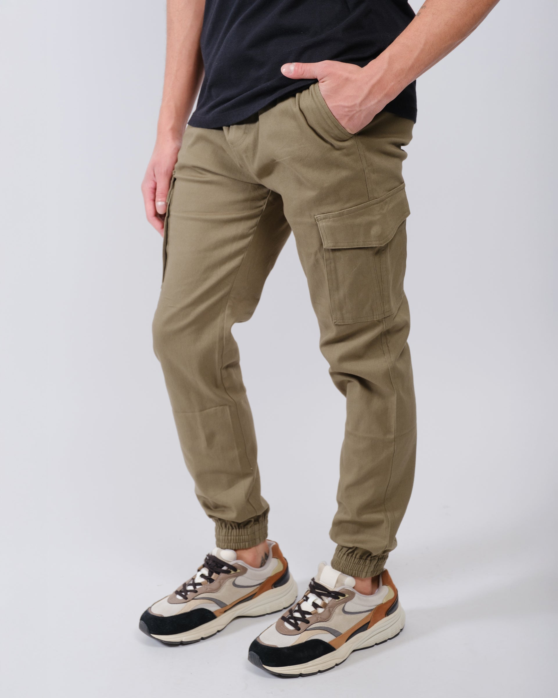 Men's navy cargo pocket twill joggers with elastic cuffs and spacious pockets
#color_olive