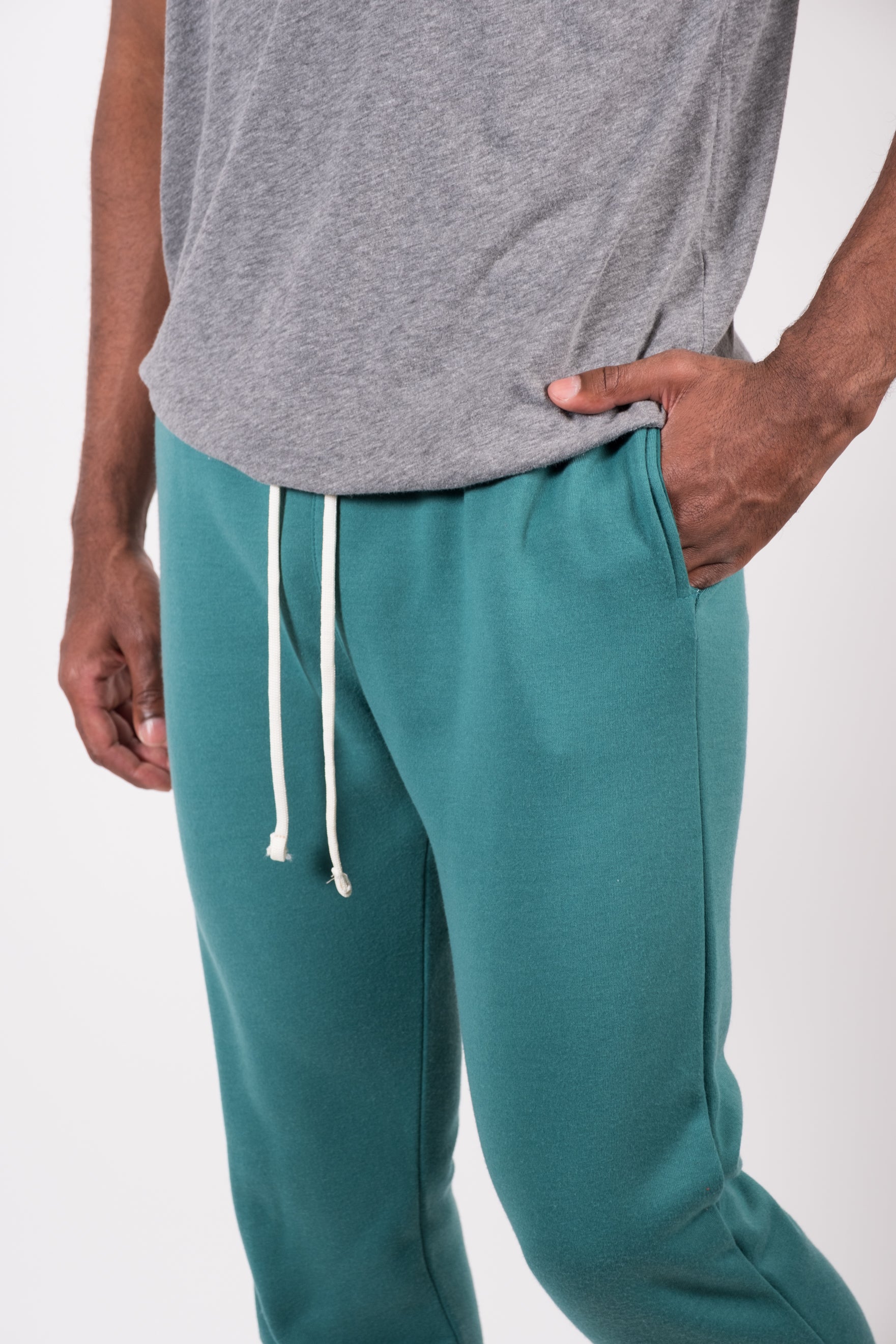 #color_forrest-green