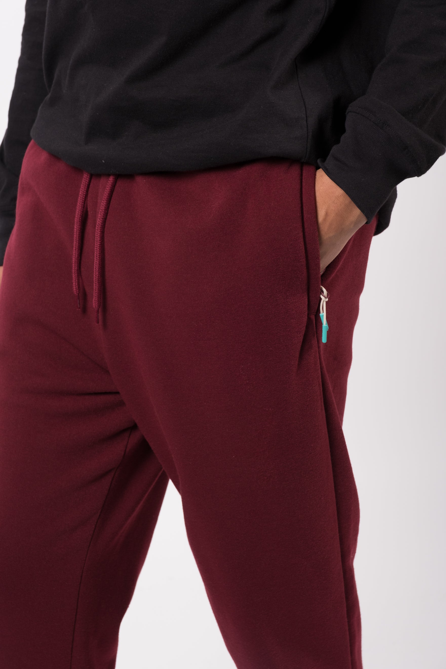 Cozy men’s 2.0 poly fleece joggers
#color_dark cherry