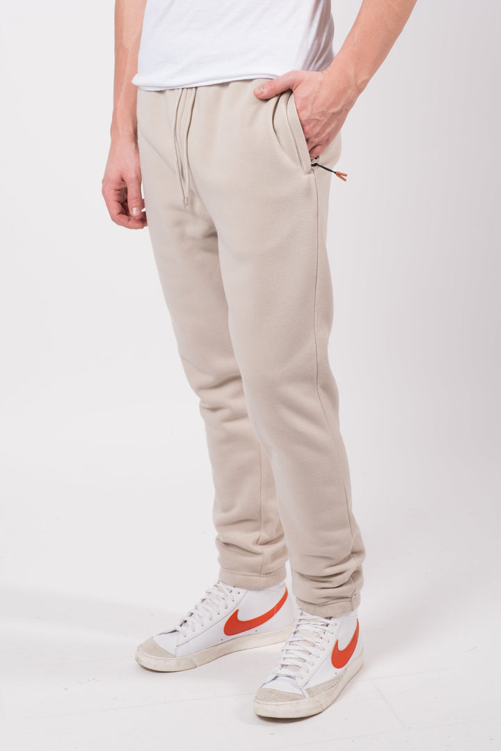 Men’s relaxed fit 2.0 poly fleece sweatpants
#color_sand