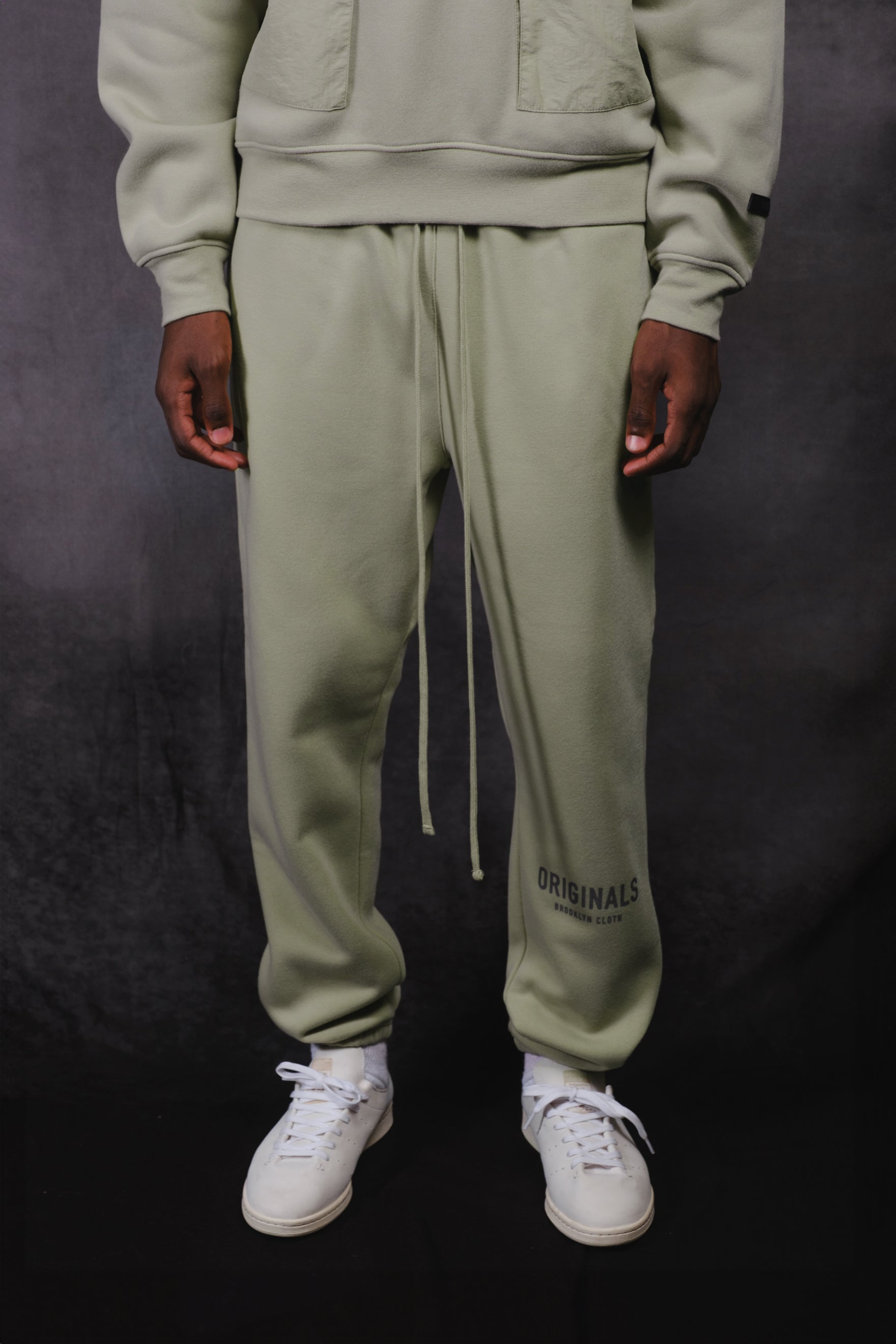 Warm Originals fleece joggers
#color_sage