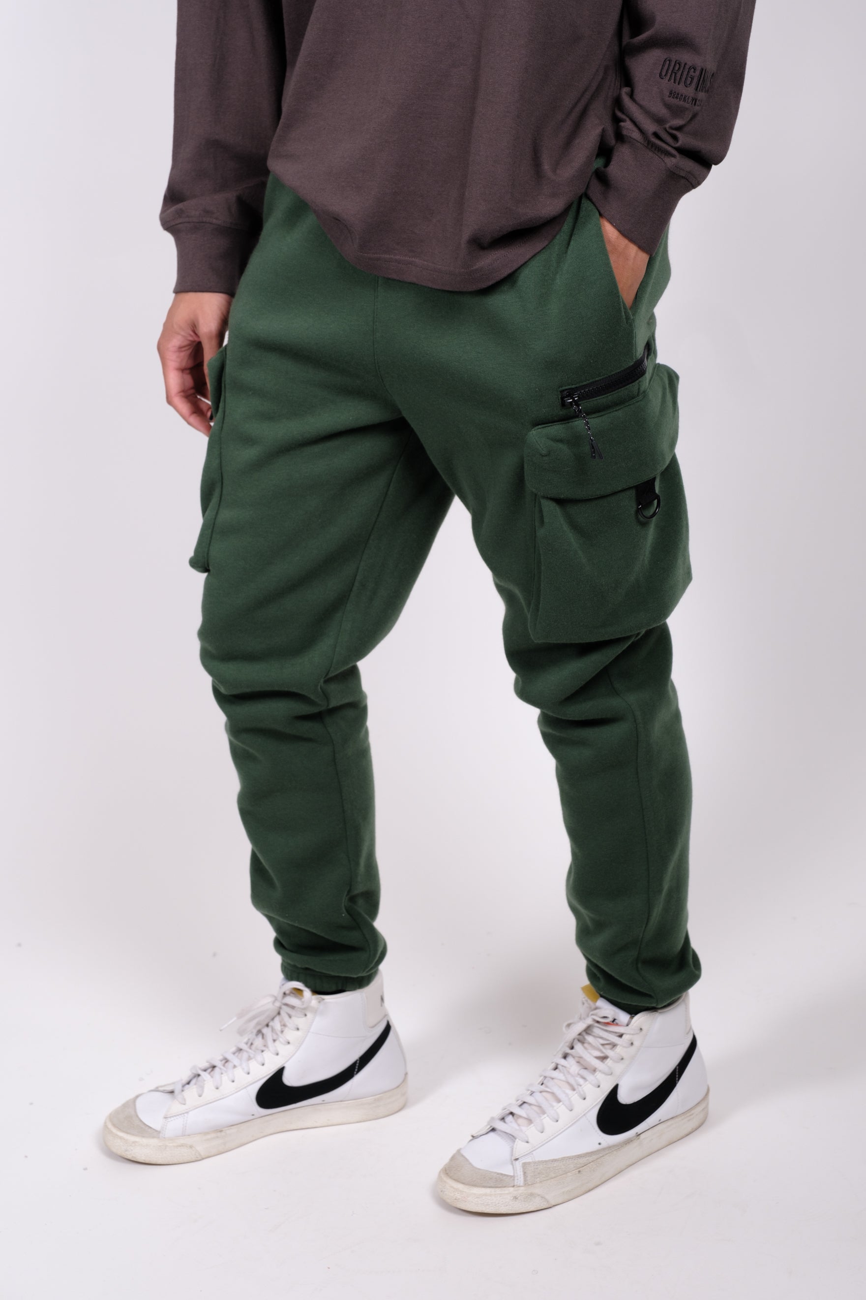 Zip pocket detail cargo Sweatpnats #color_hunter green
