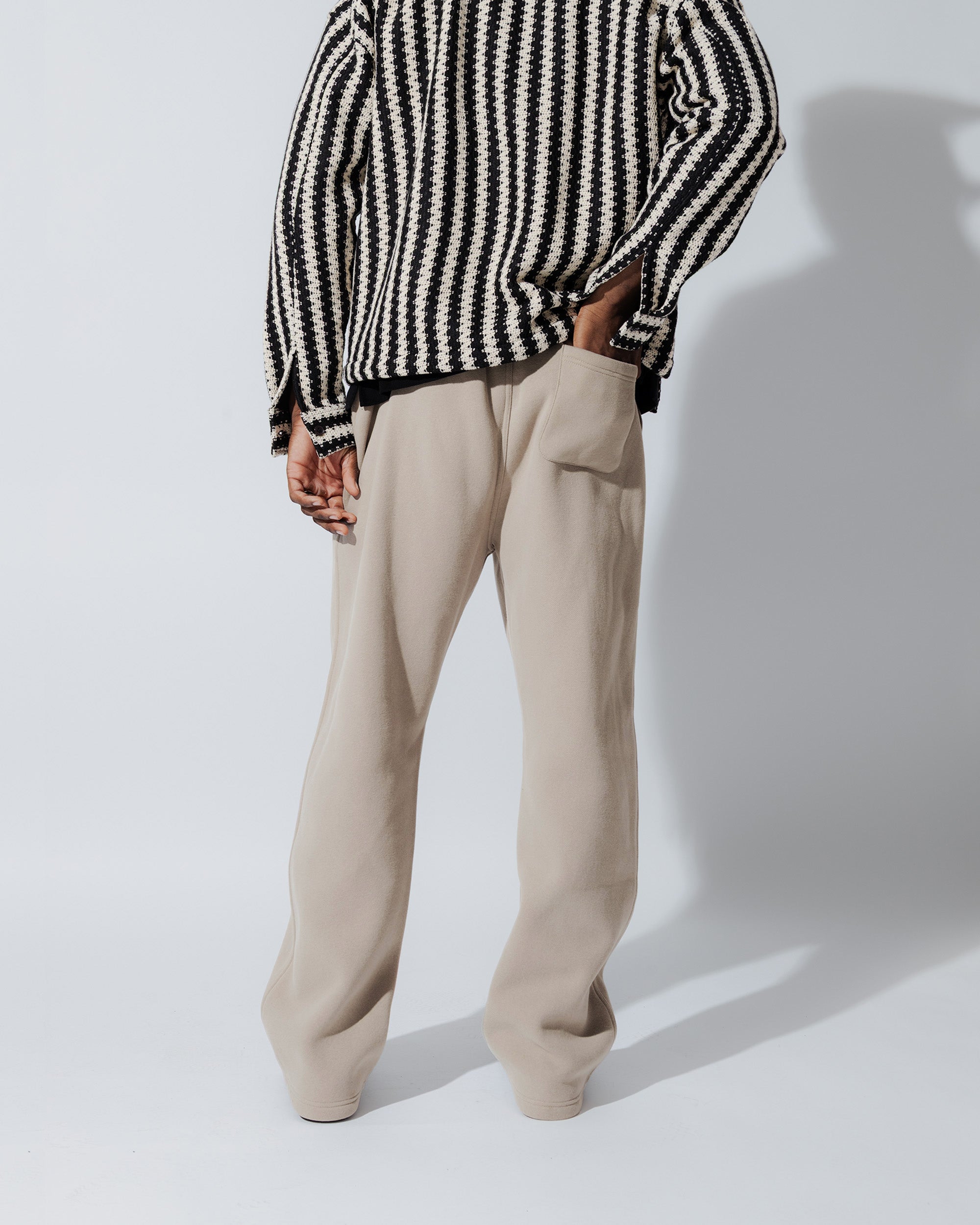Originals Heavy Weight Open-Hem Sweatpant in Pumice stone