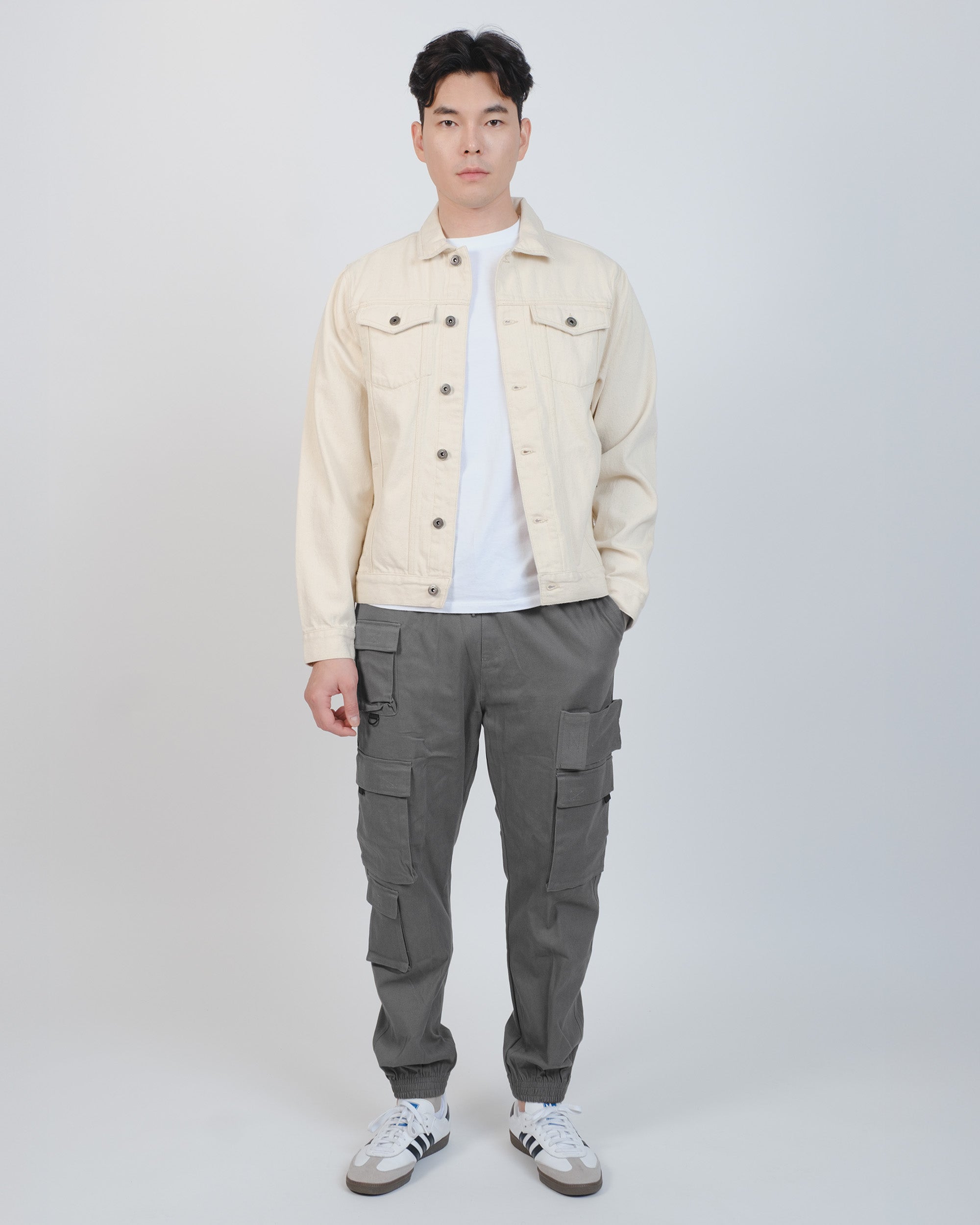 #color_charcoal-grey