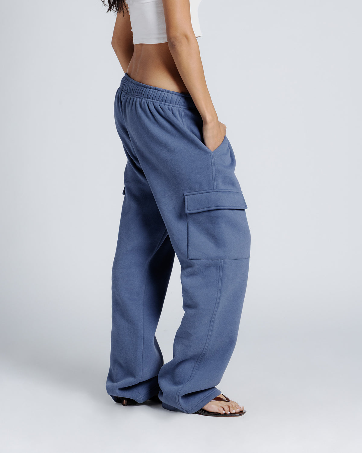 The Daily Heavyweight Open-Hem Cargo Sweatpant in Vintage indigo