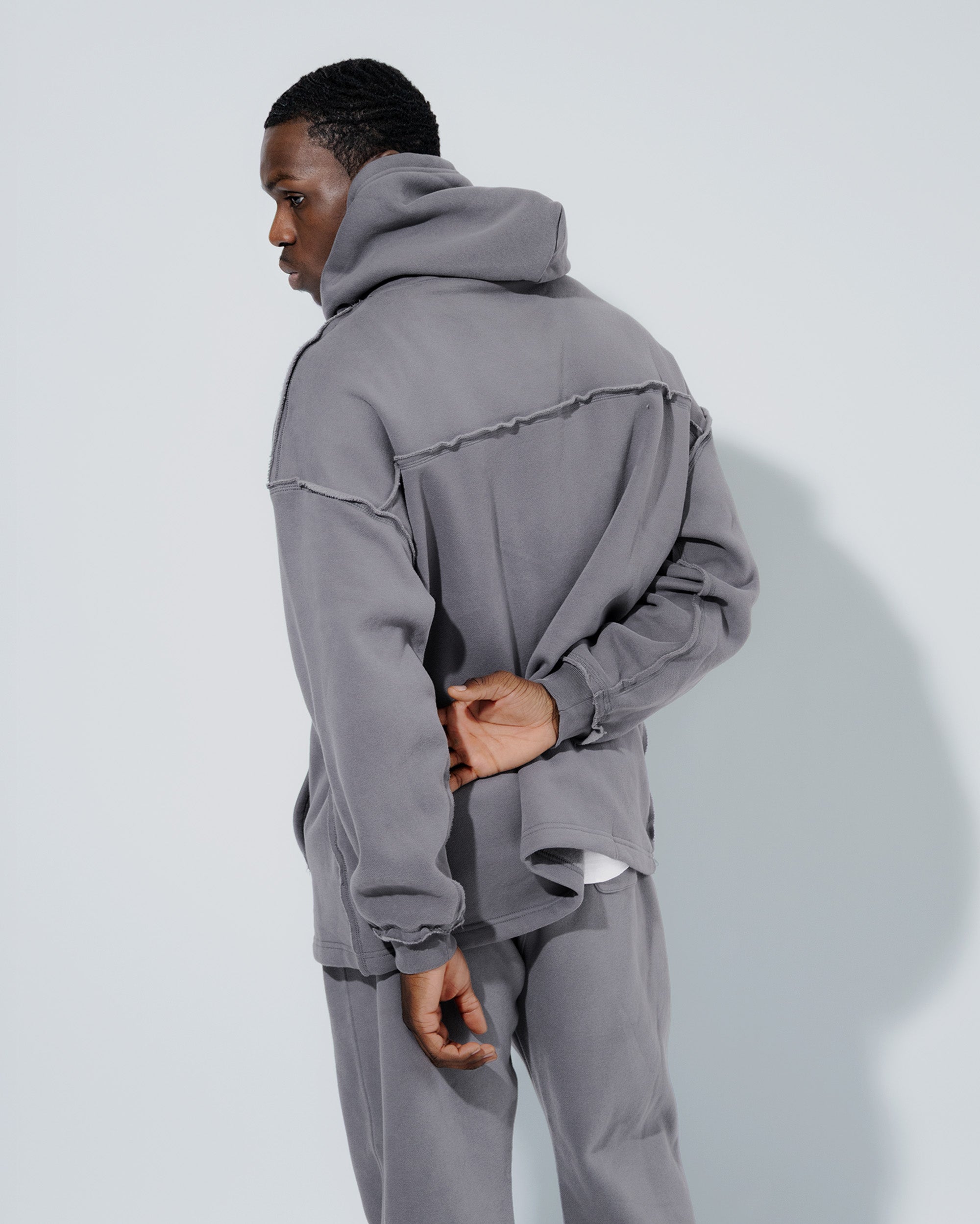 #color_steel-grey