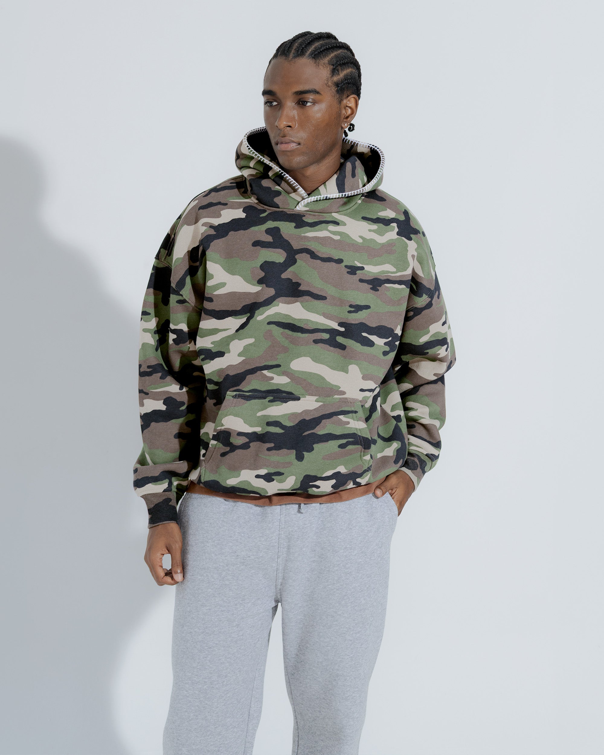 Stitched Heavy Weight Pullover Hoodie in Woodlawn camo