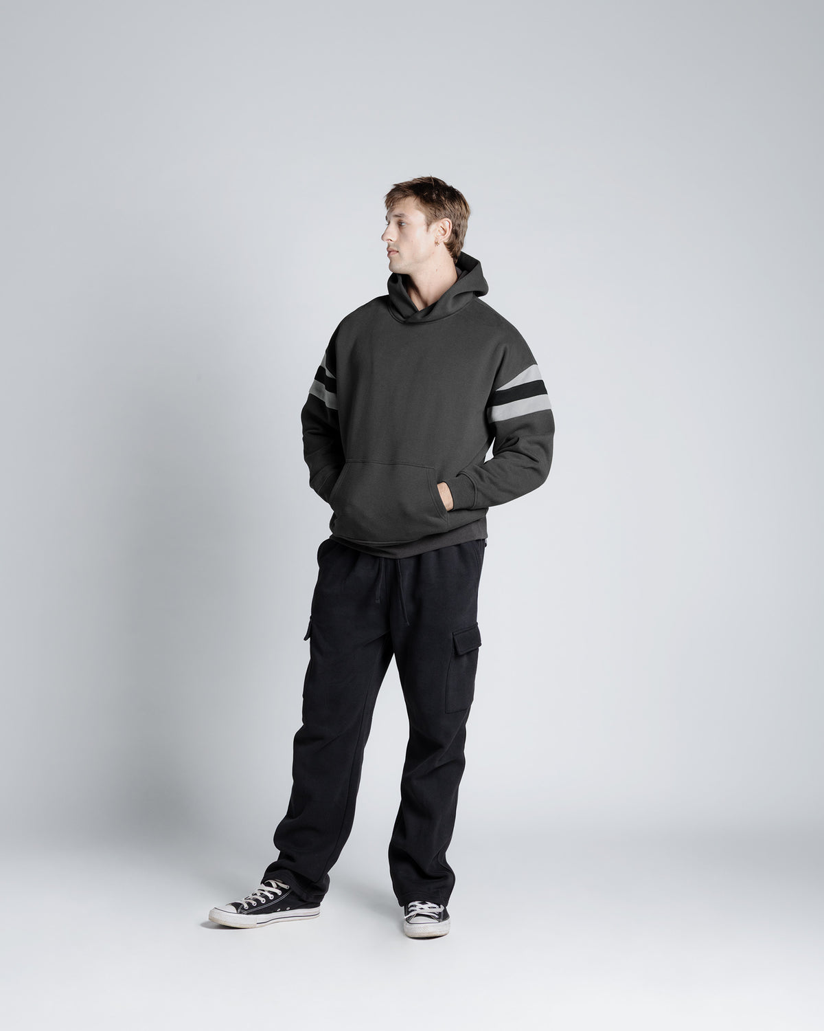 Heavyweight Football Pullover Hoodie in Dusty black
