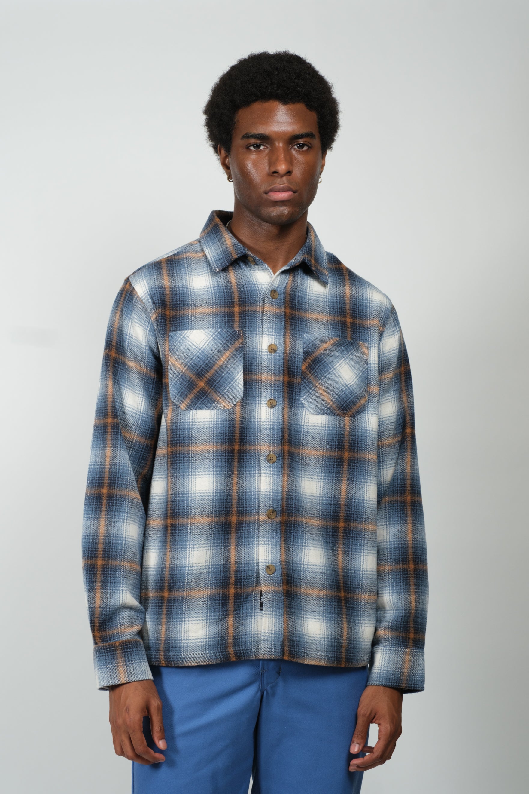 All-season heavy flannel jacket shirt
#color_blue-beige-check