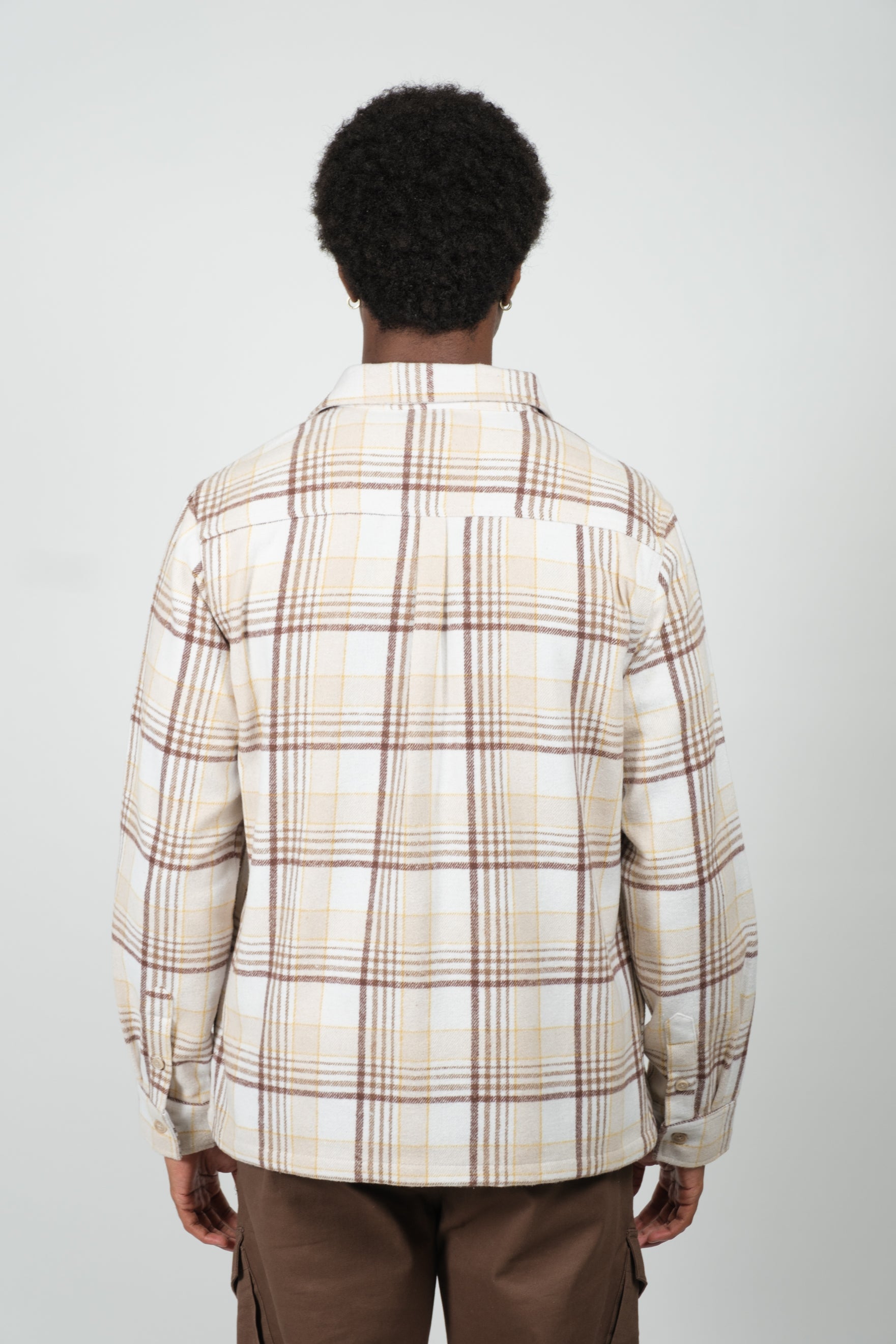 Thick, versatile flannel shacket for men
#color_cream