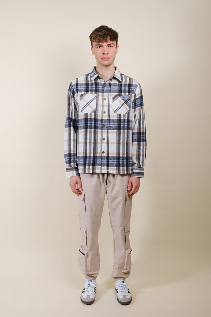 Men’s heavy flannel button-up overshirt
#color_ivory