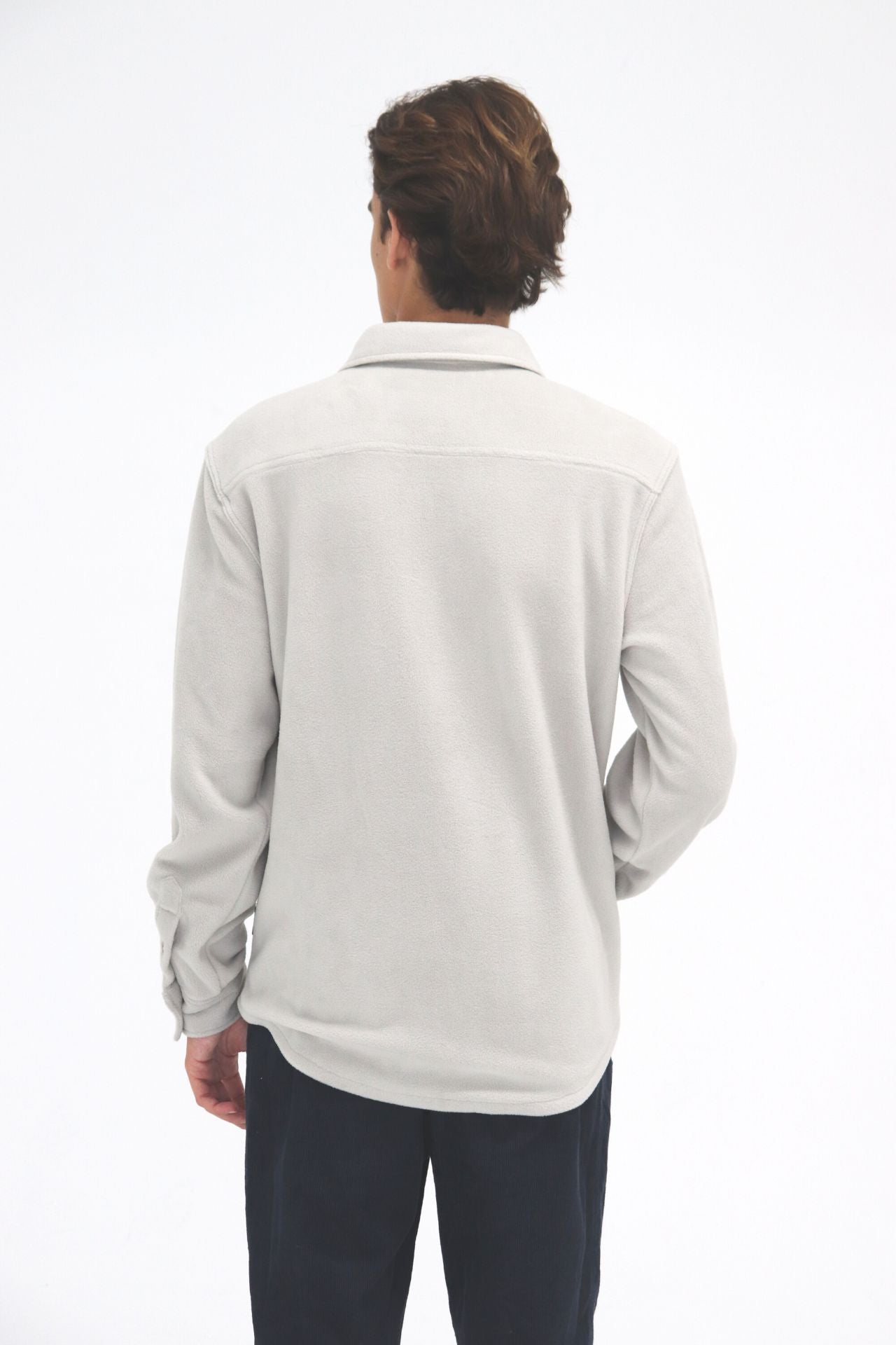 Heavy knit shacket with relaxed fit
#color_light-grey