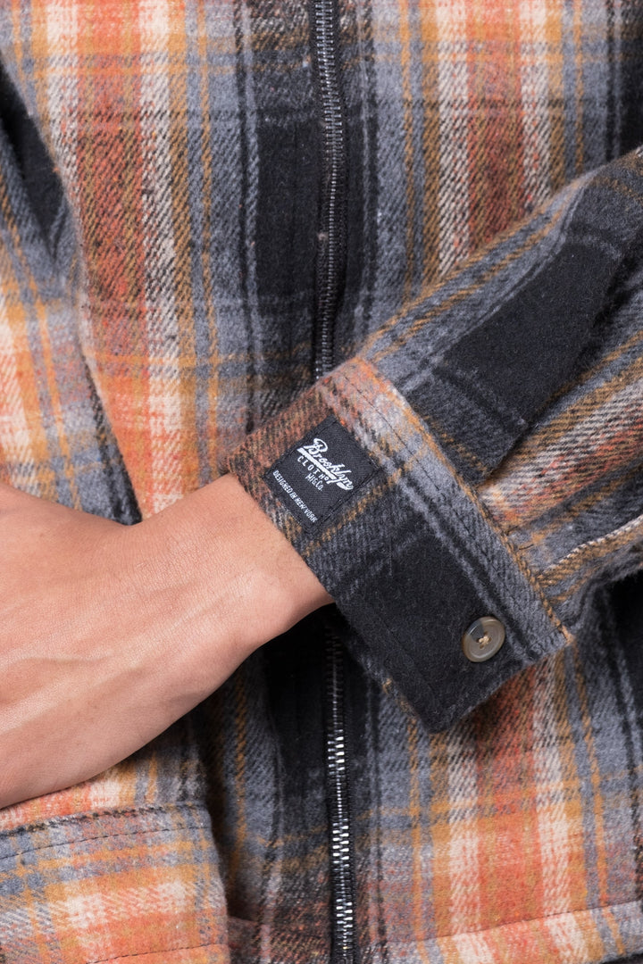 Hooded flannel zip jacket for men
#color_brown