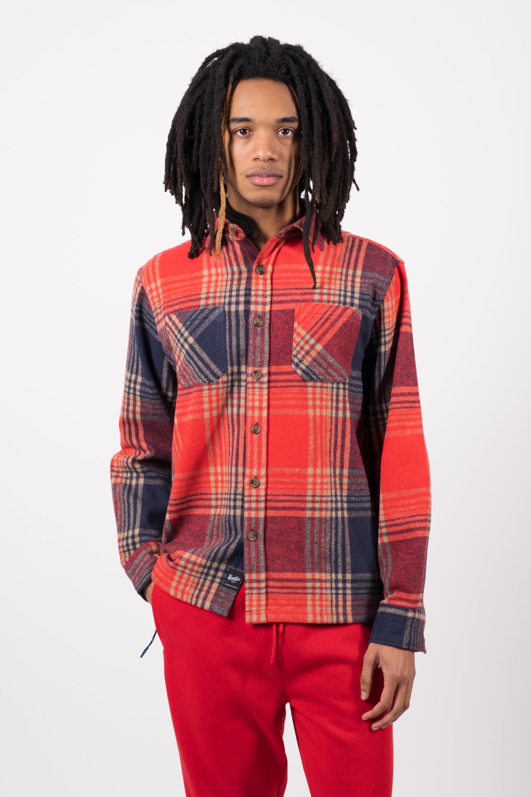 Heavyweight button-up shacket with collar
#color_red-tan-navy