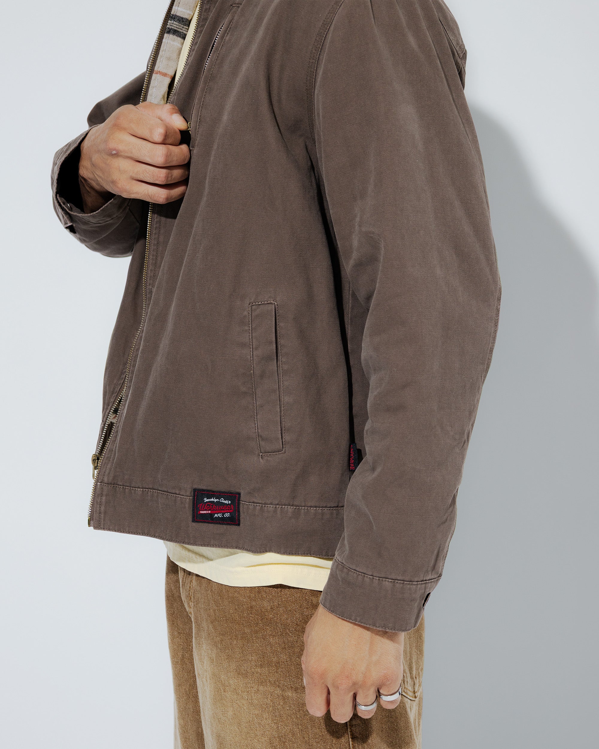 #color_brown