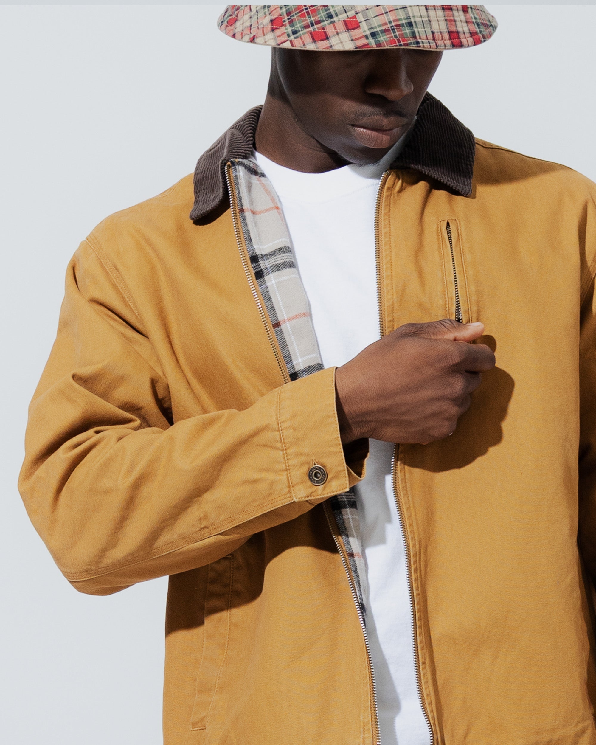 #color_camel