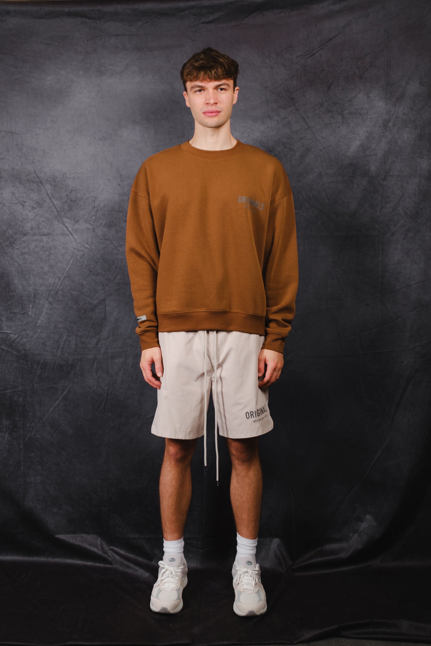 Elegant yet relaxed Originals Crewneck Sweatshirt by Brooklyn Cloth
#color_toffee