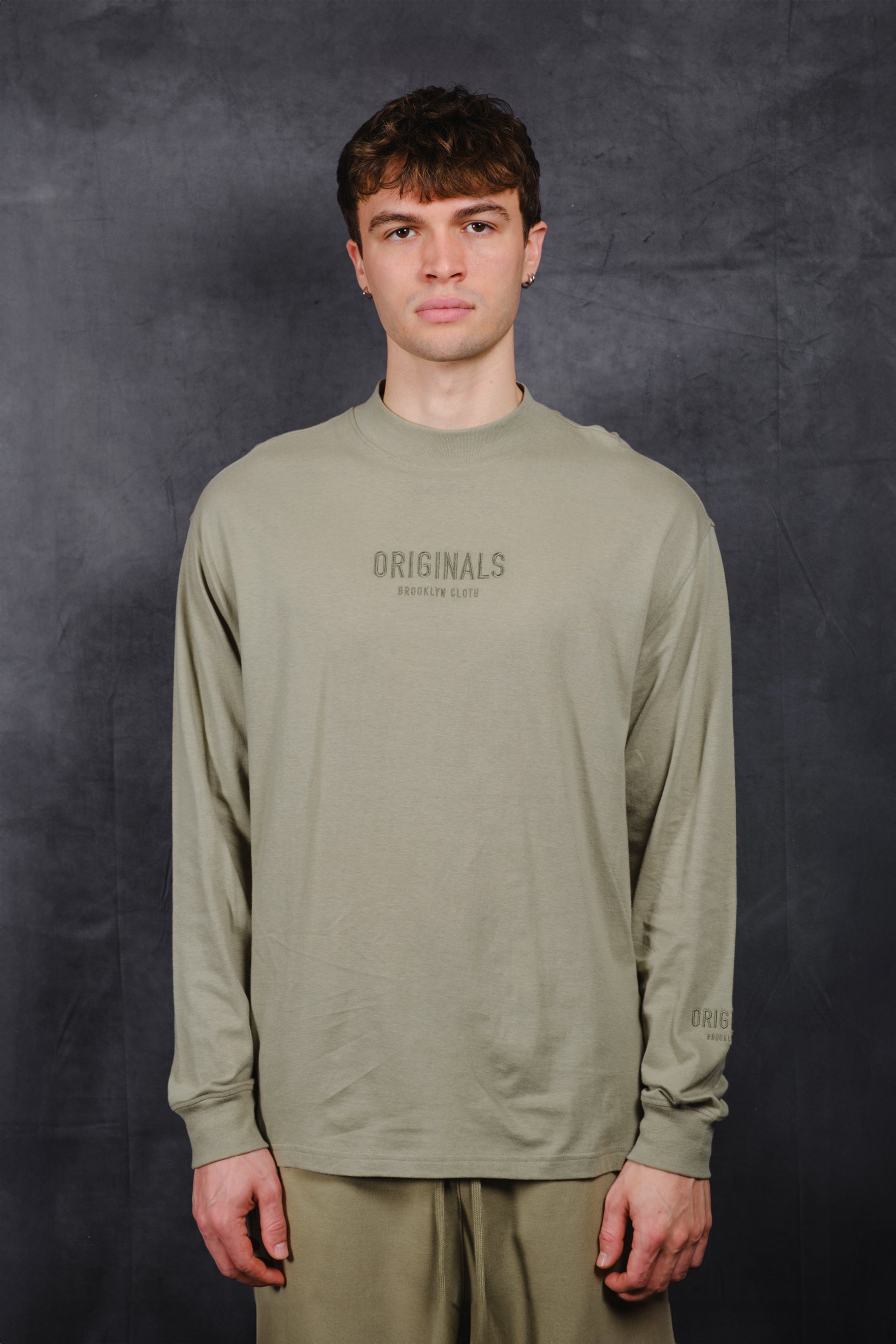 Tonal Embroidered Originals Long Sleeve Tee
#color_sage