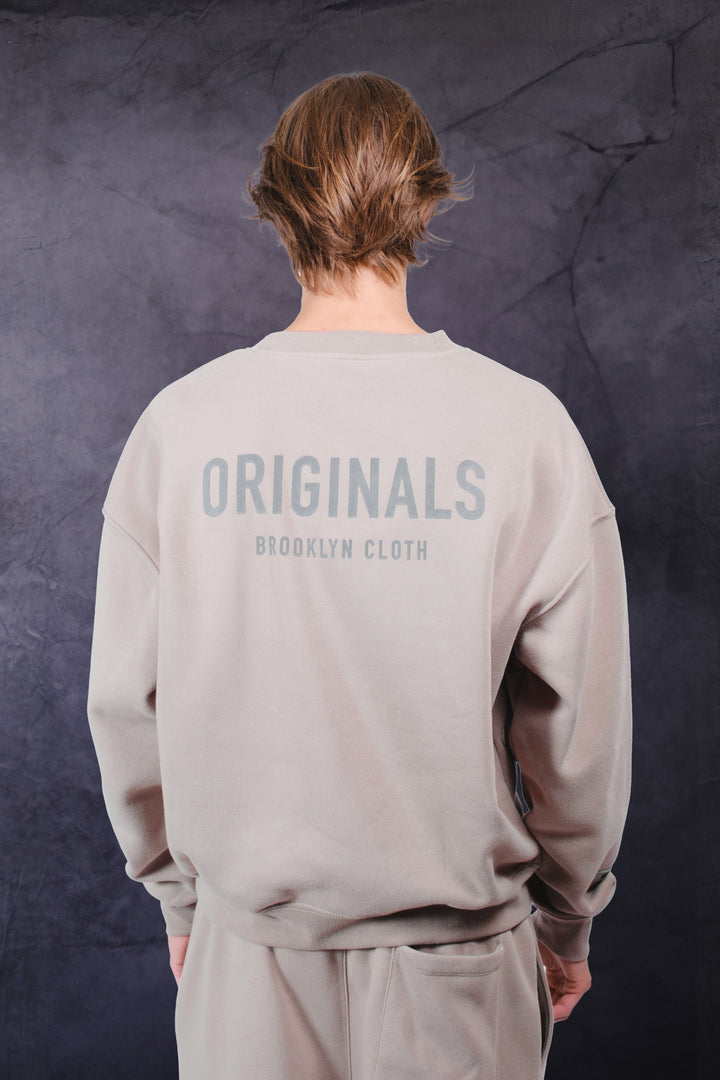 Textured Originals Tonal Hd Crew with embroidered logo
#color_pumice-stone