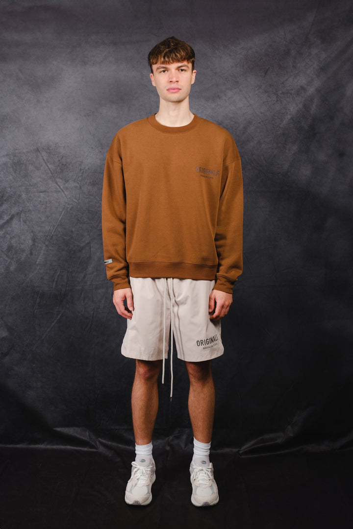 Classic Originals Tonal Hd Fleece Crew with textured embroidery on chest
#color_toffee