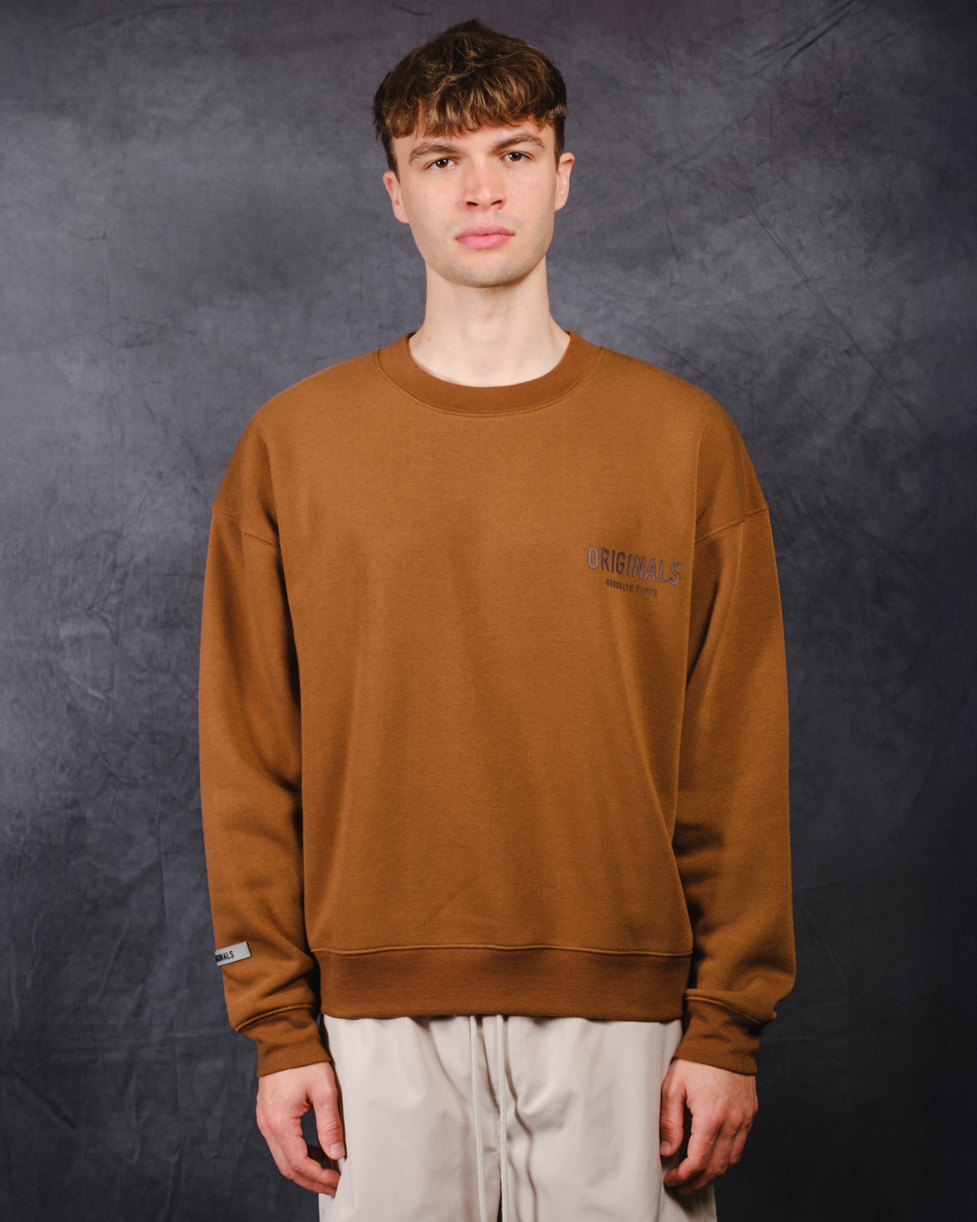 Brooklyn Cloth Originals Tonal Hd Fleece Crew with relaxed fit
#color_toffee