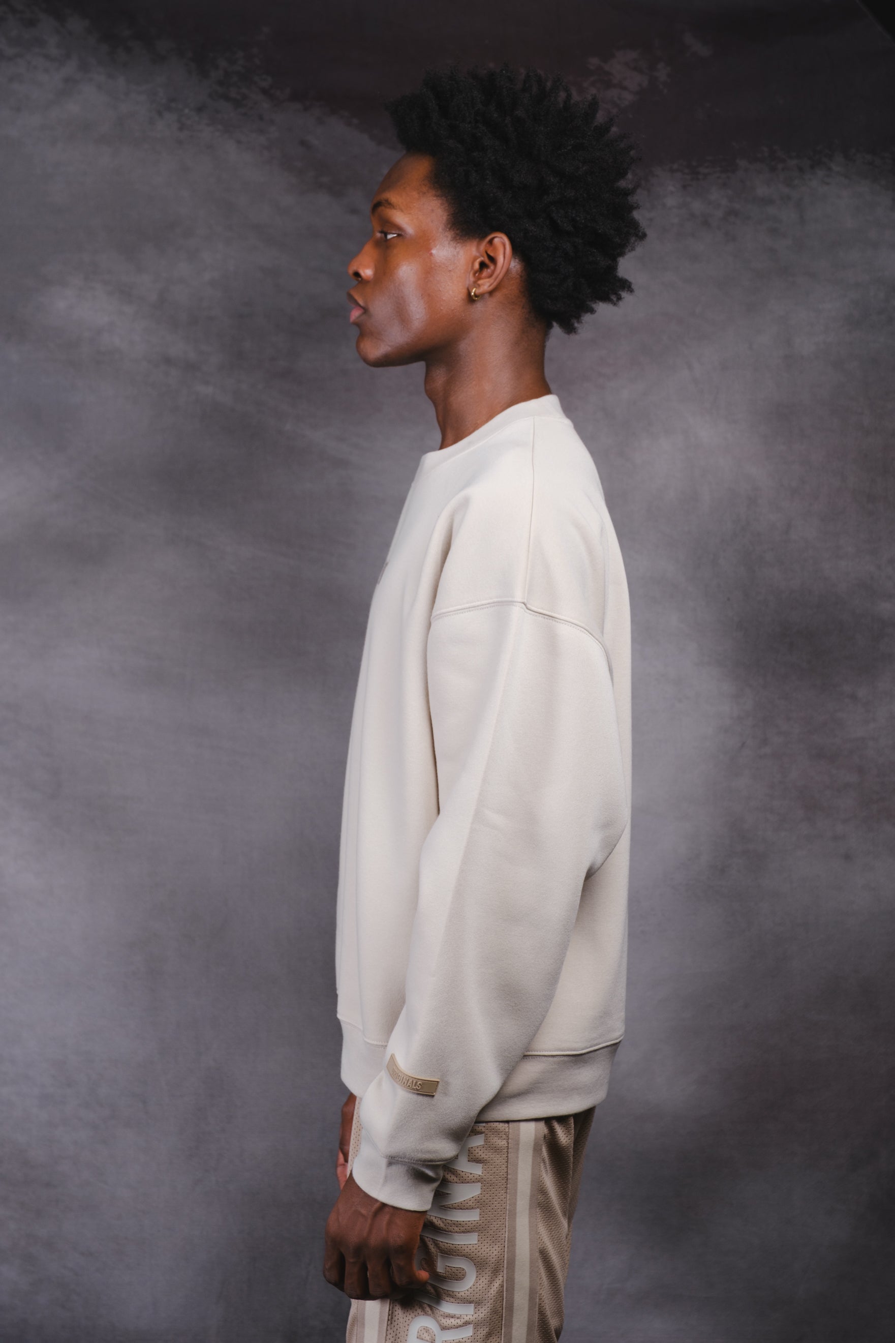 Brooklyn Cloth Originals Crew Neck with tonal embroidered fleece
#color_sand