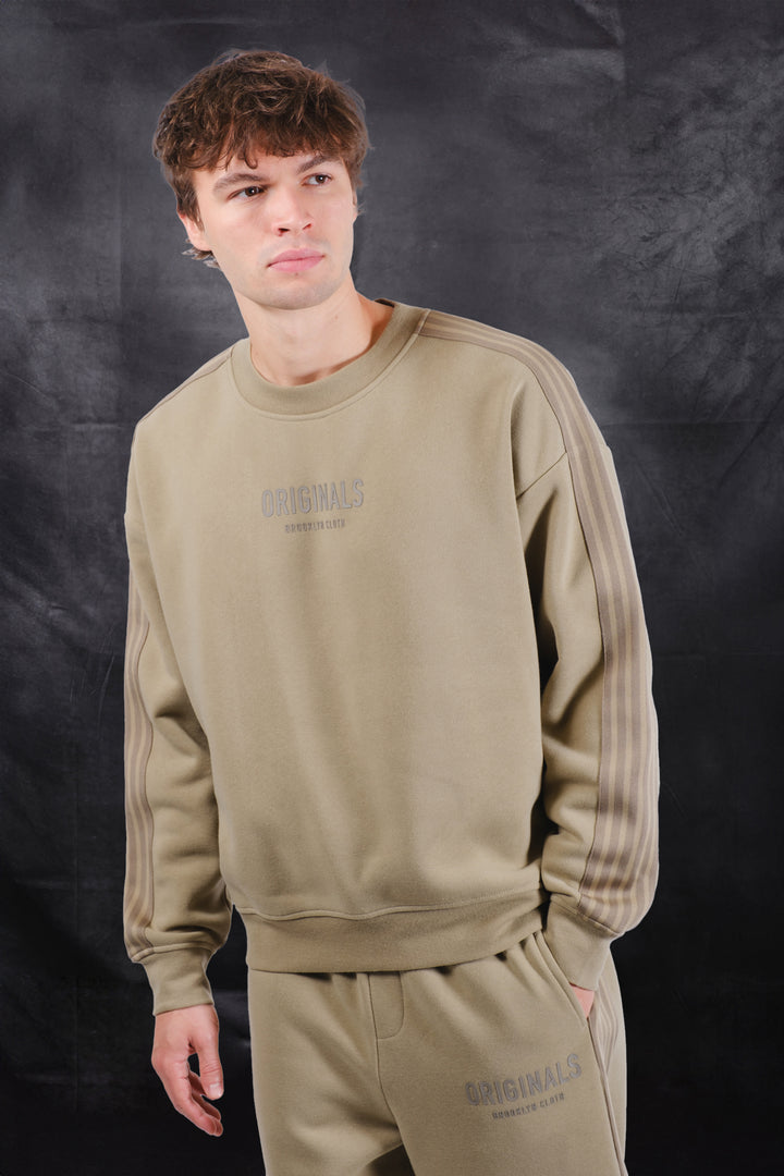 Poly fleece drop shoulder crewneck sweatshirt 
#color_olive-grey