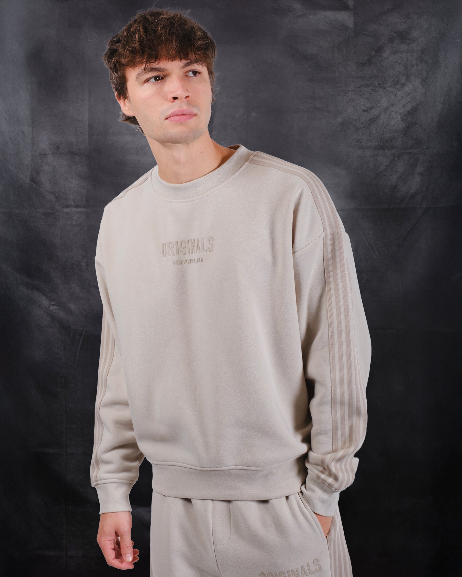 Men's originals crewneck track sweatshirt 
#color_sand