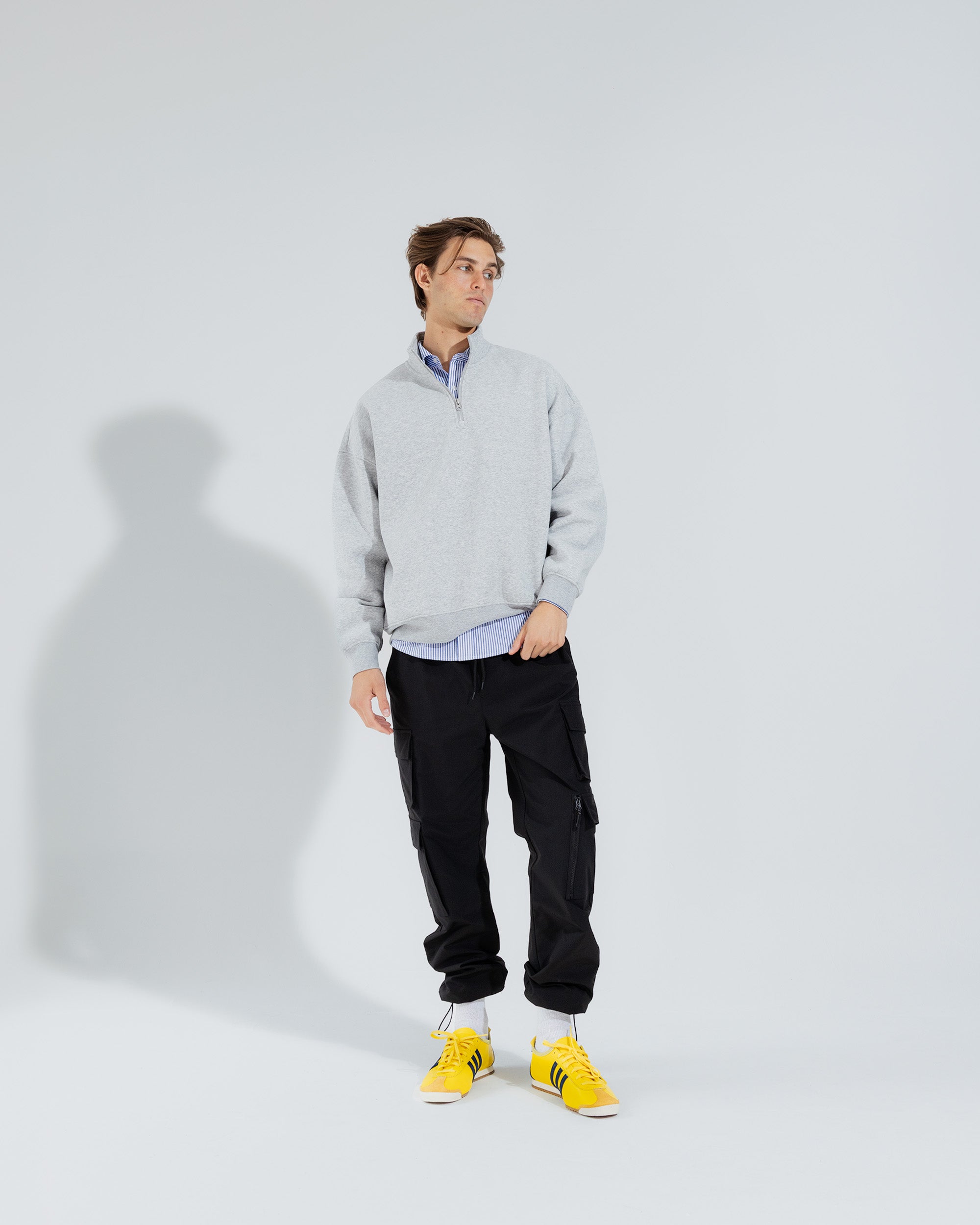 Heavy Weight Quarter Zip Pullover in Heather grey