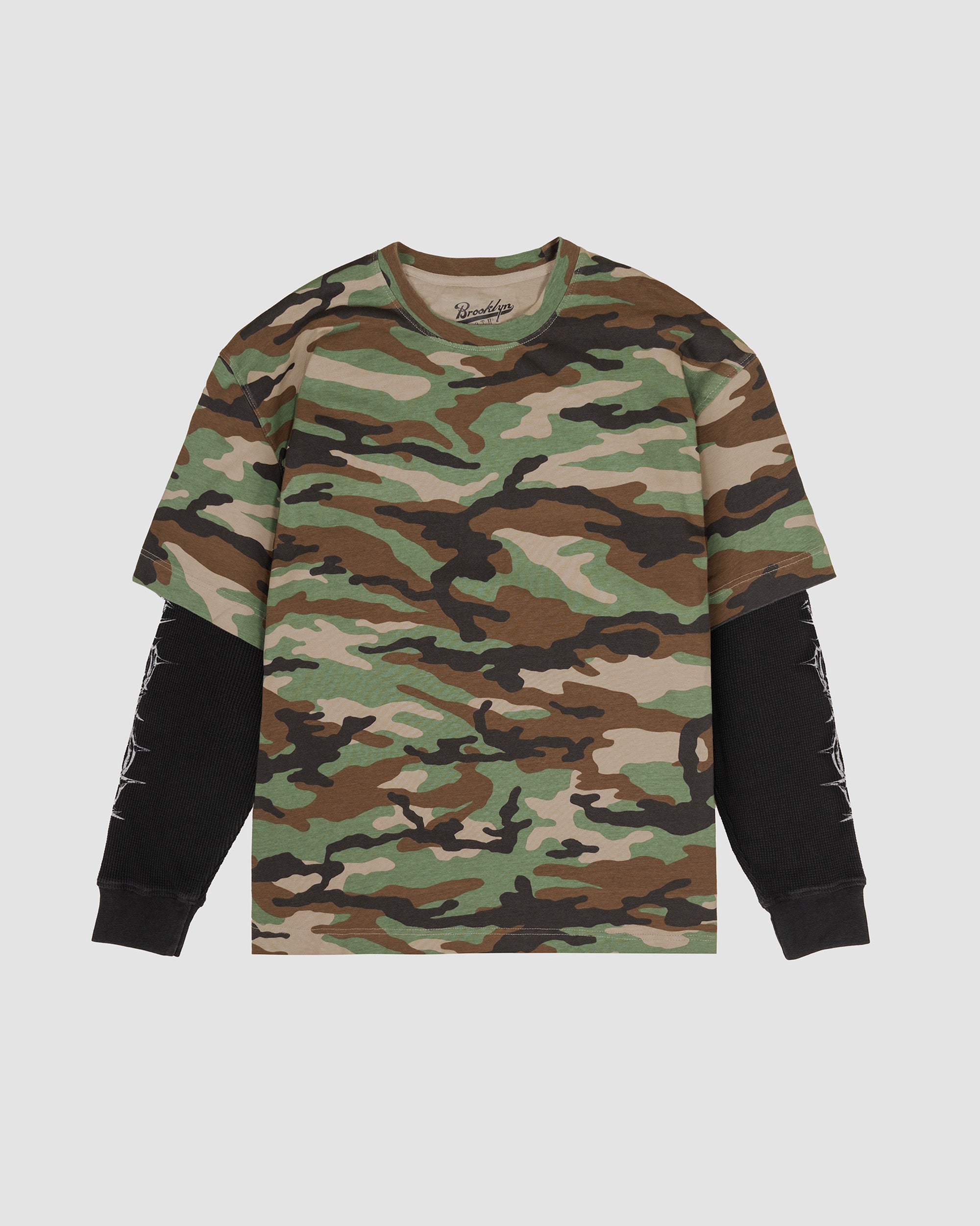 Barbed Wire Woodland Camo Thermal in Woodlawn camo