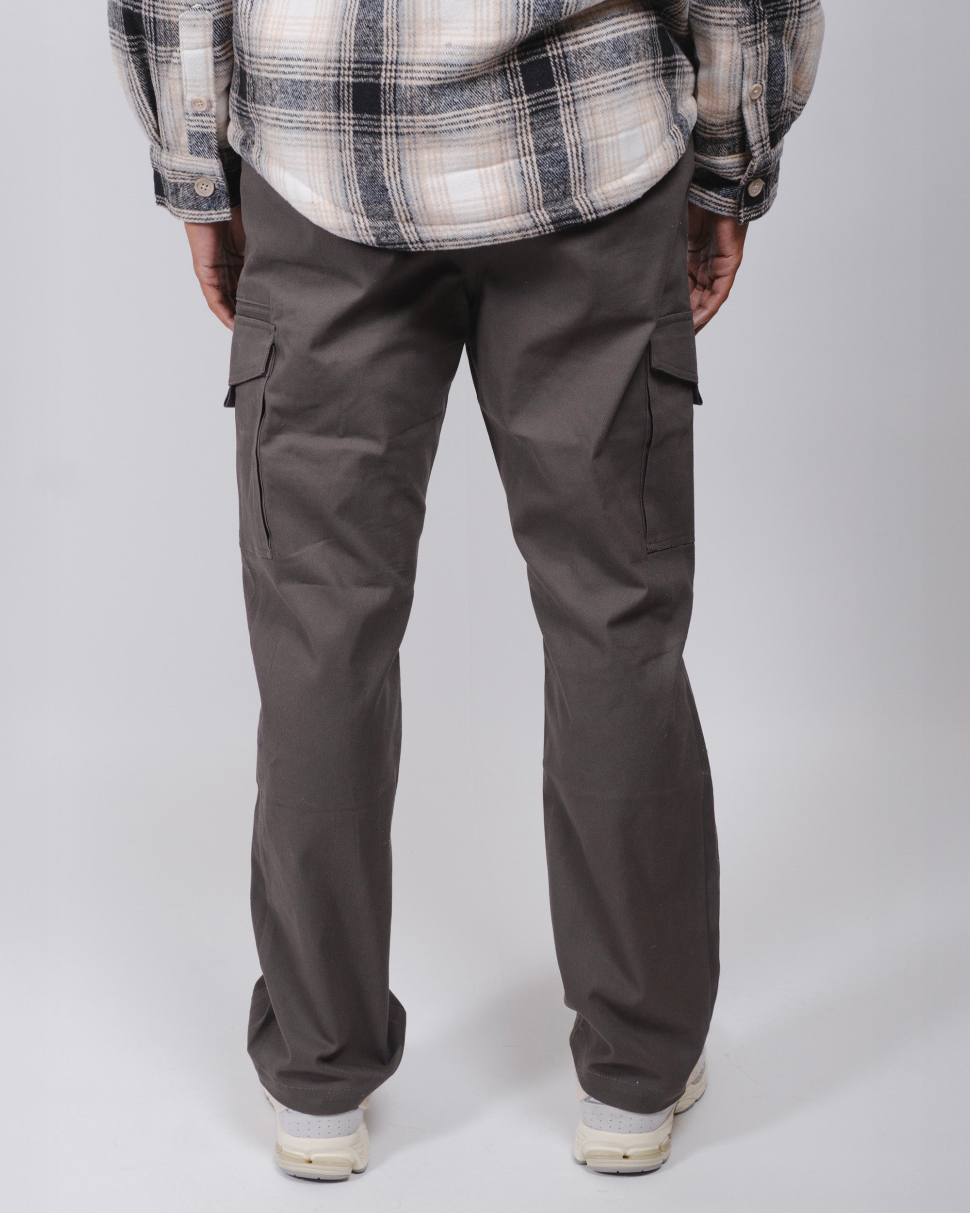 #color_charcoal-grey