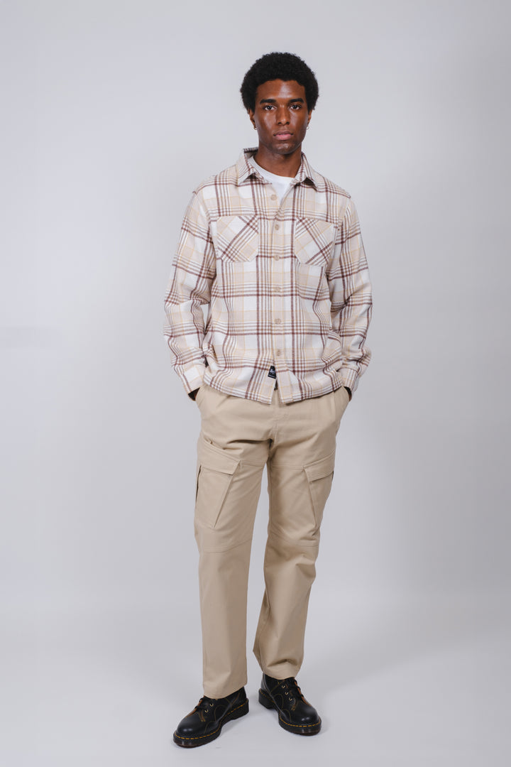 Comfortable men's joggers with  diagonal cargo pocket style
#color_khaki