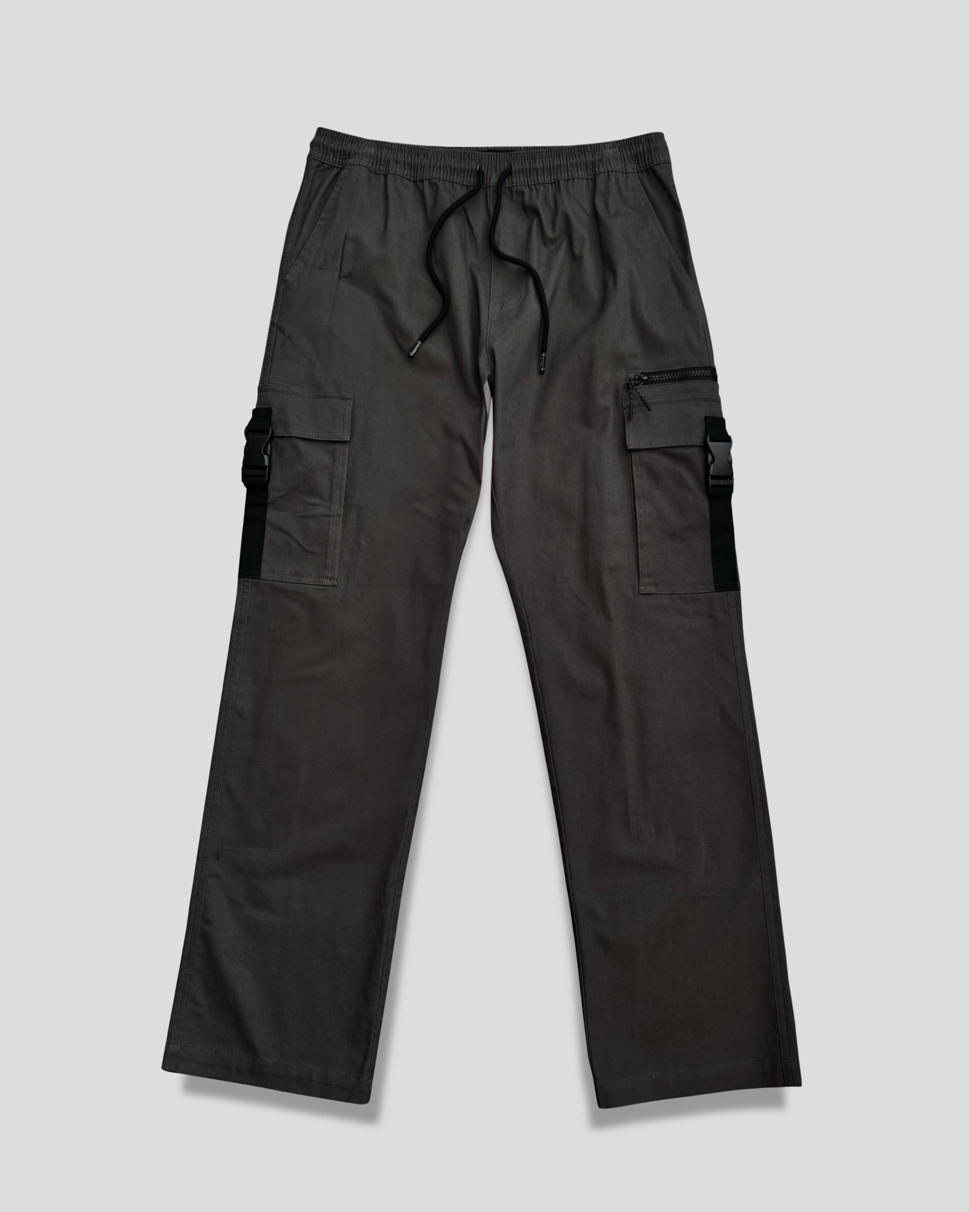 Men's stylish twill cargo pants with zip buckle pockets 
#color_black
